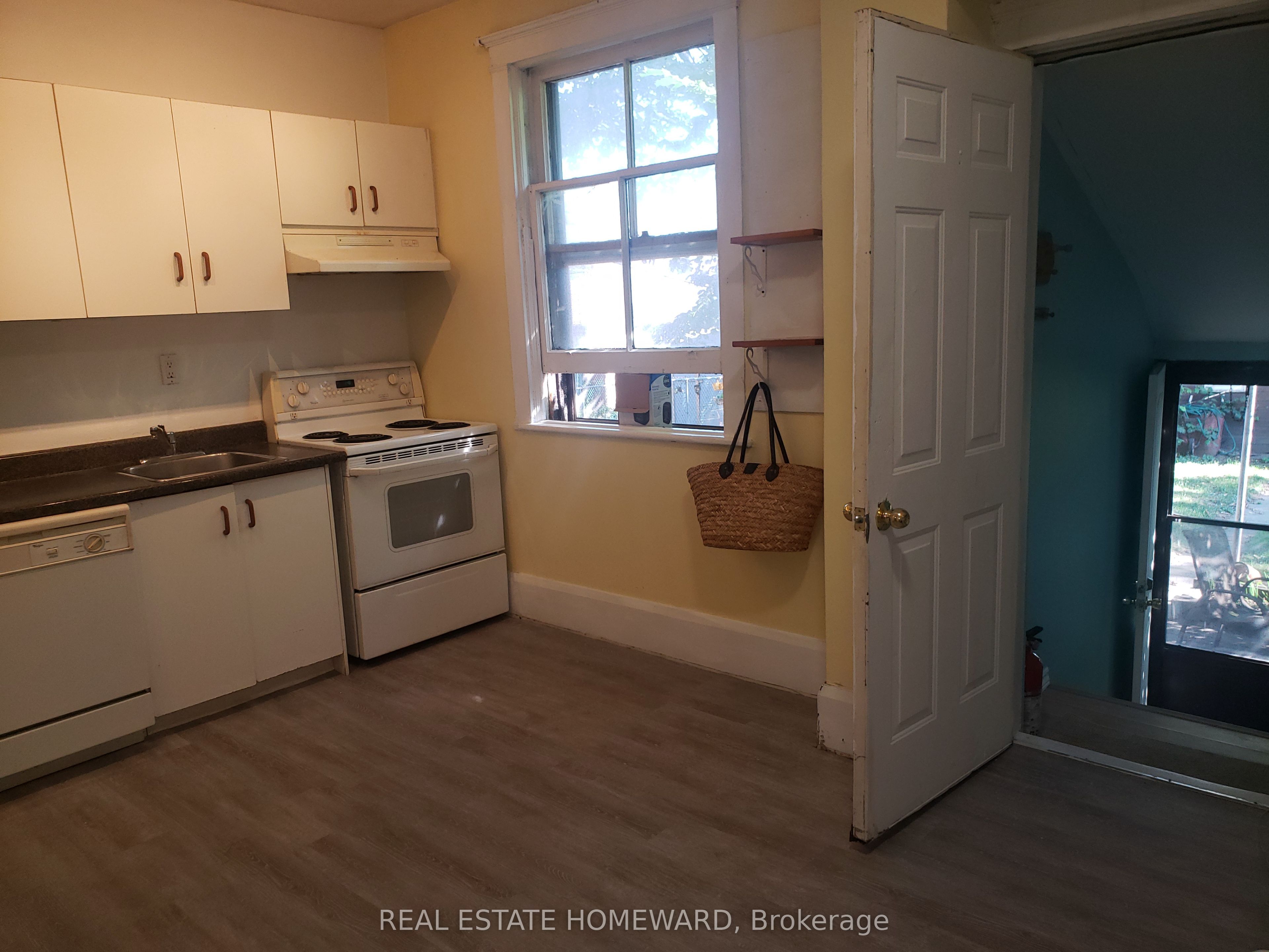 Unit A (1st Flr) - 687 Dupont Street, Toronto 3