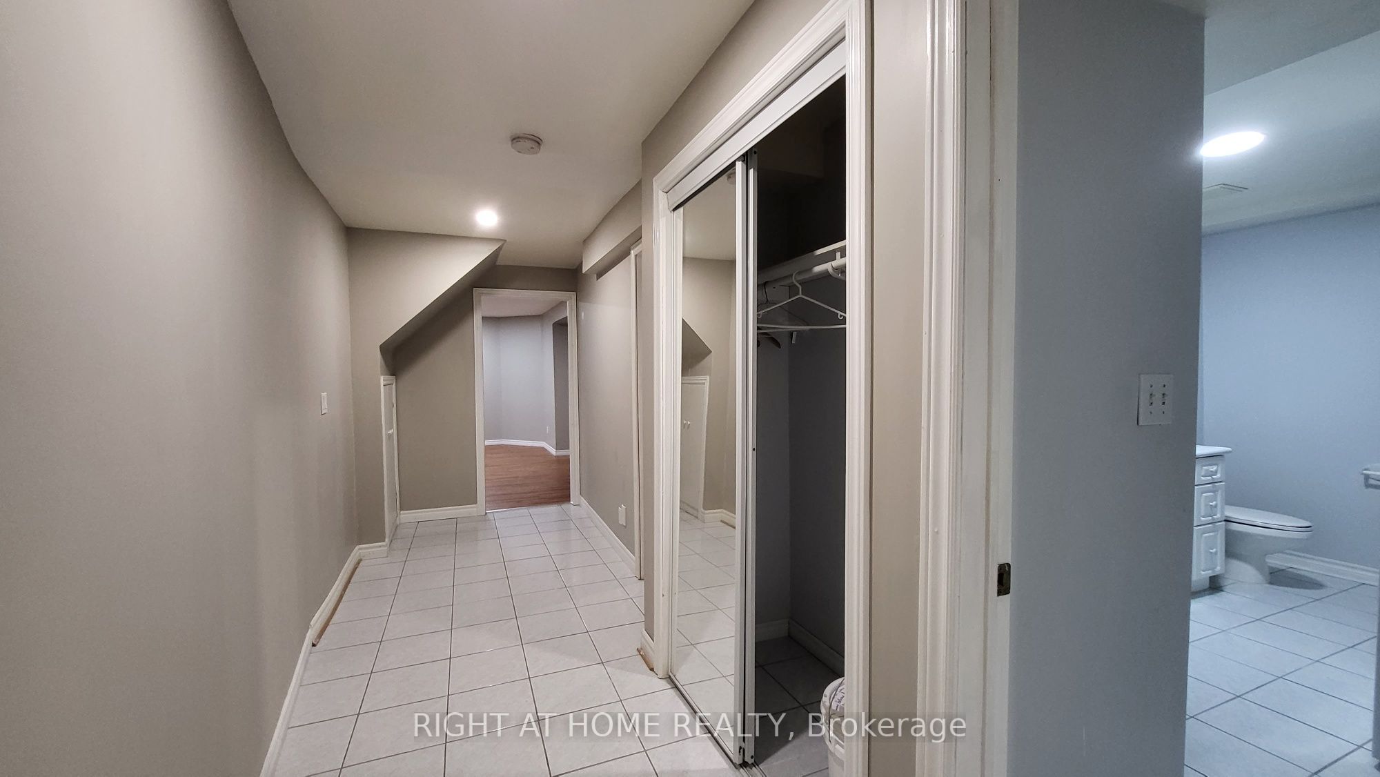 Unit Lower - 5402 Fasdon Court, Mississauga 2