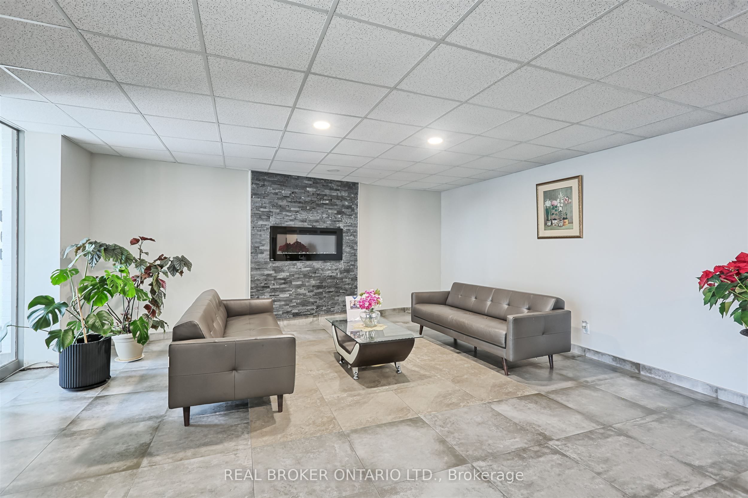 Unit 707 - 3065 Queen Frederica Drive, Mississauga 5