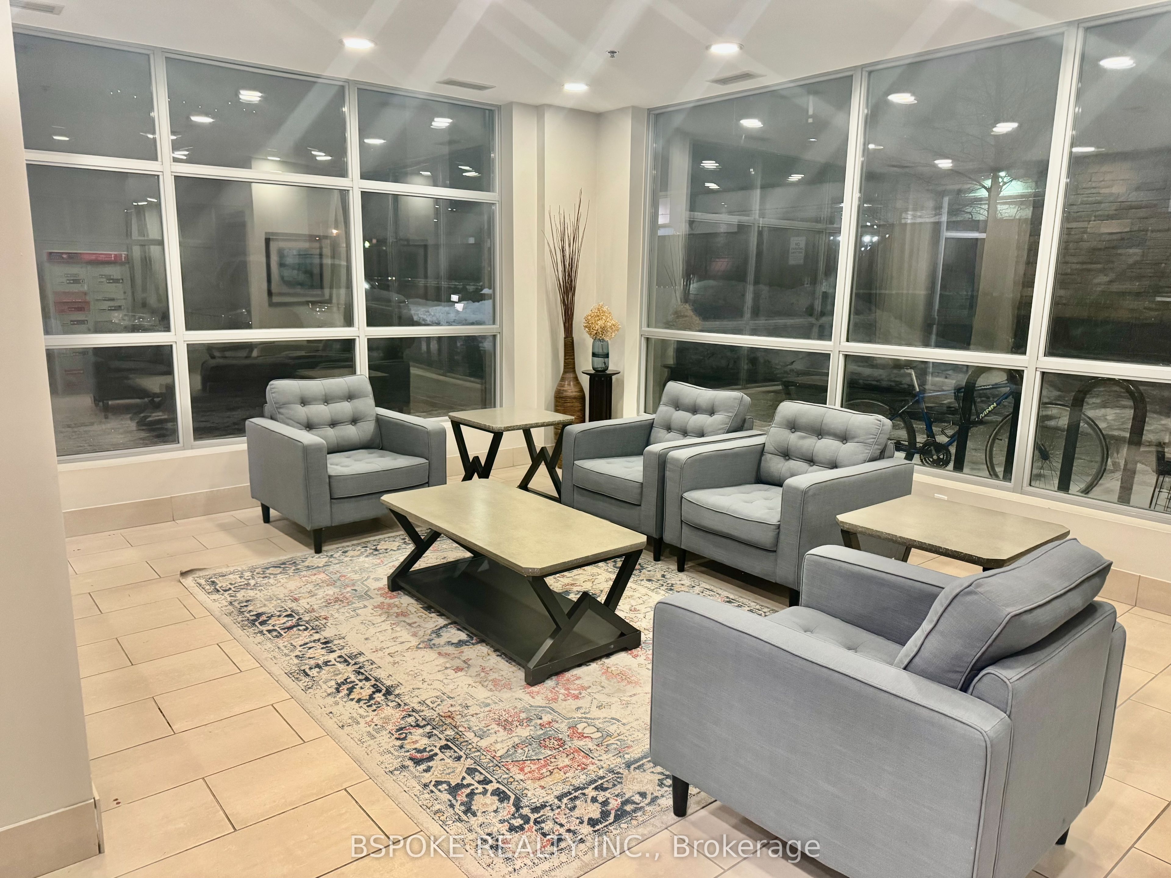 Unit 808 - 2464 Weston Road, Toronto 3