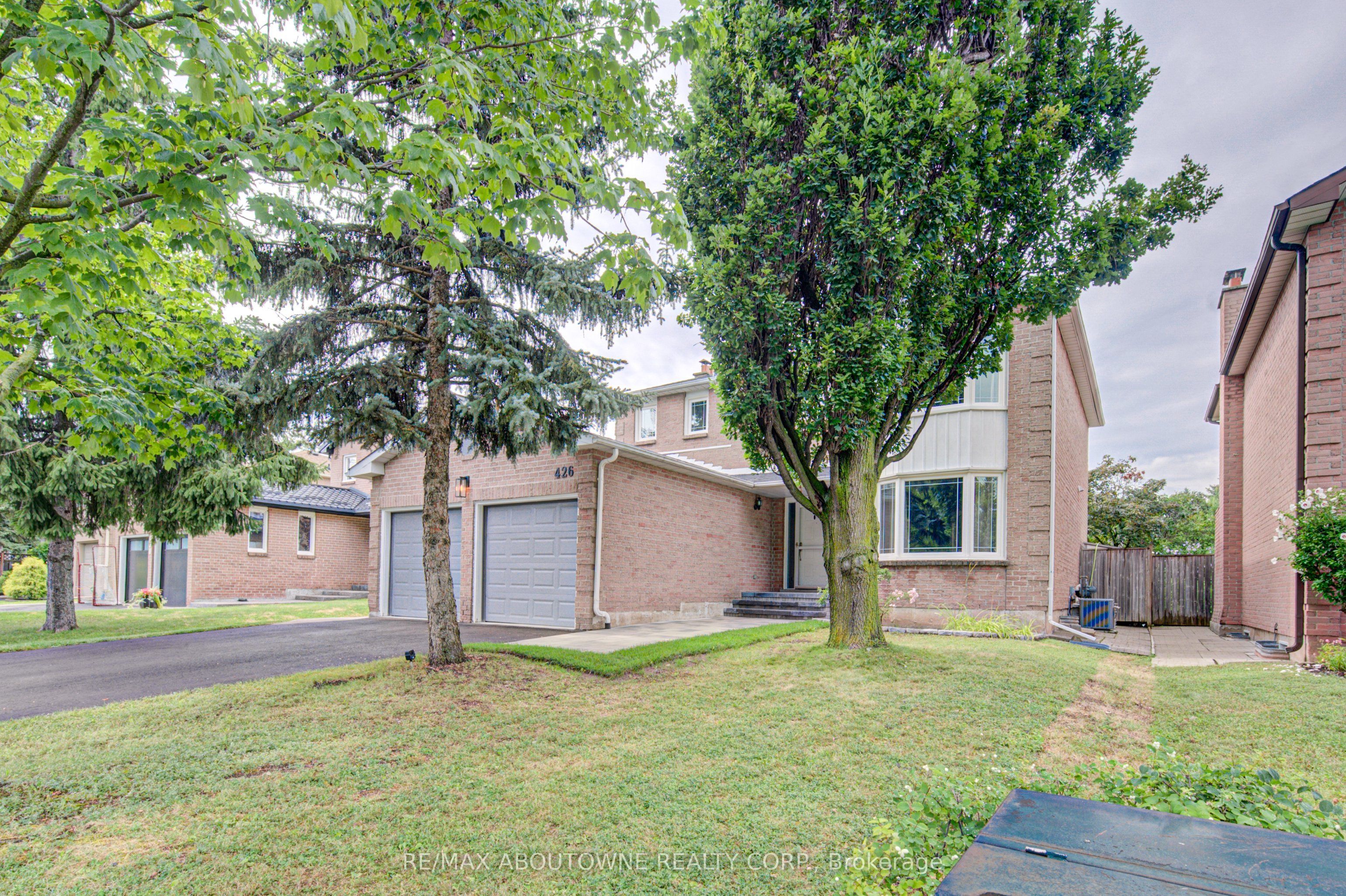 426 PARKLANE Road, Oakville 2