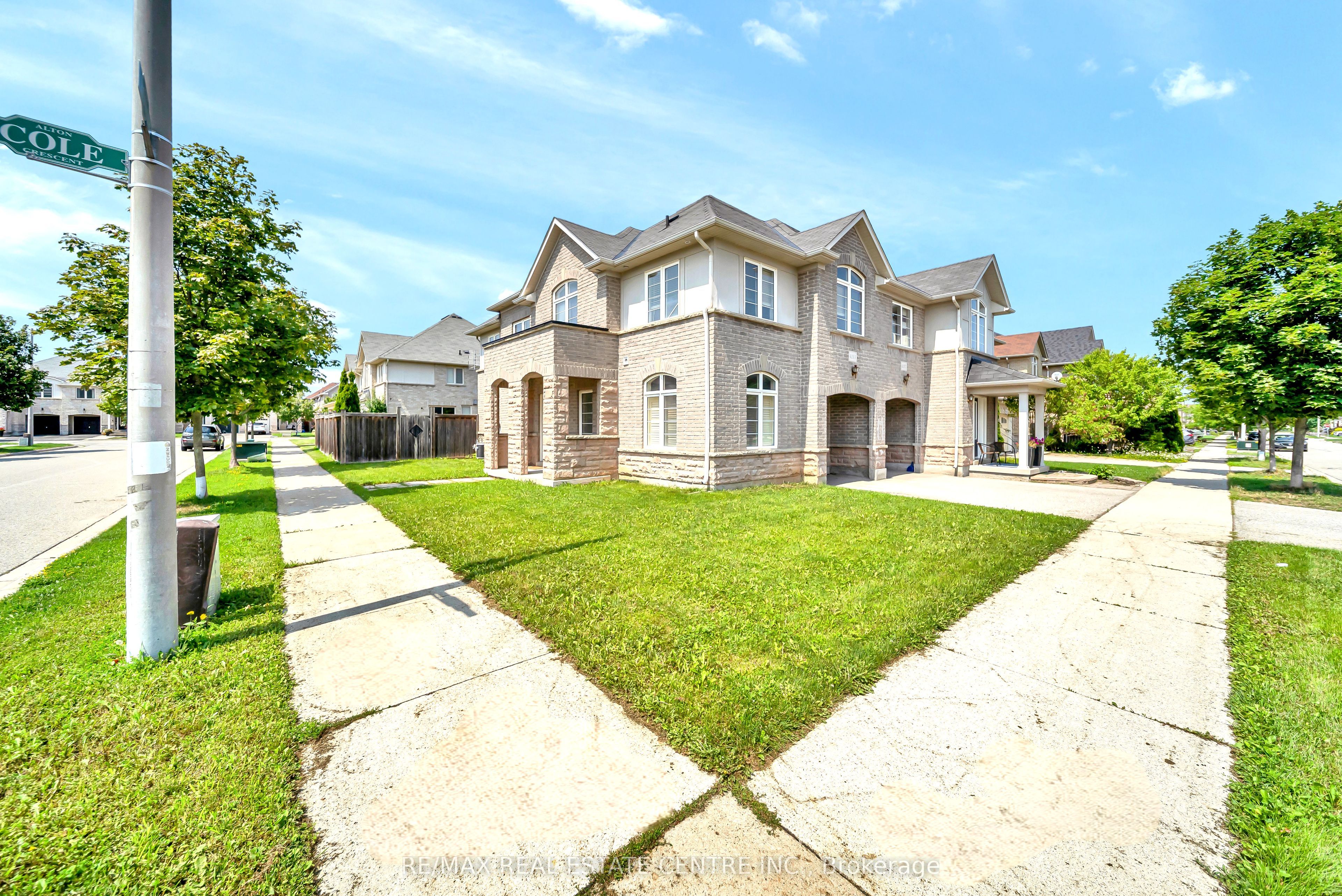 4215 Cole Crescent, Burlington 5