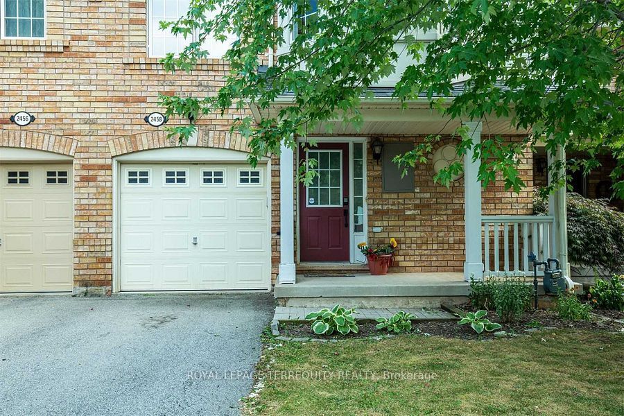 2458 Baintree Crescent, Oakville 3