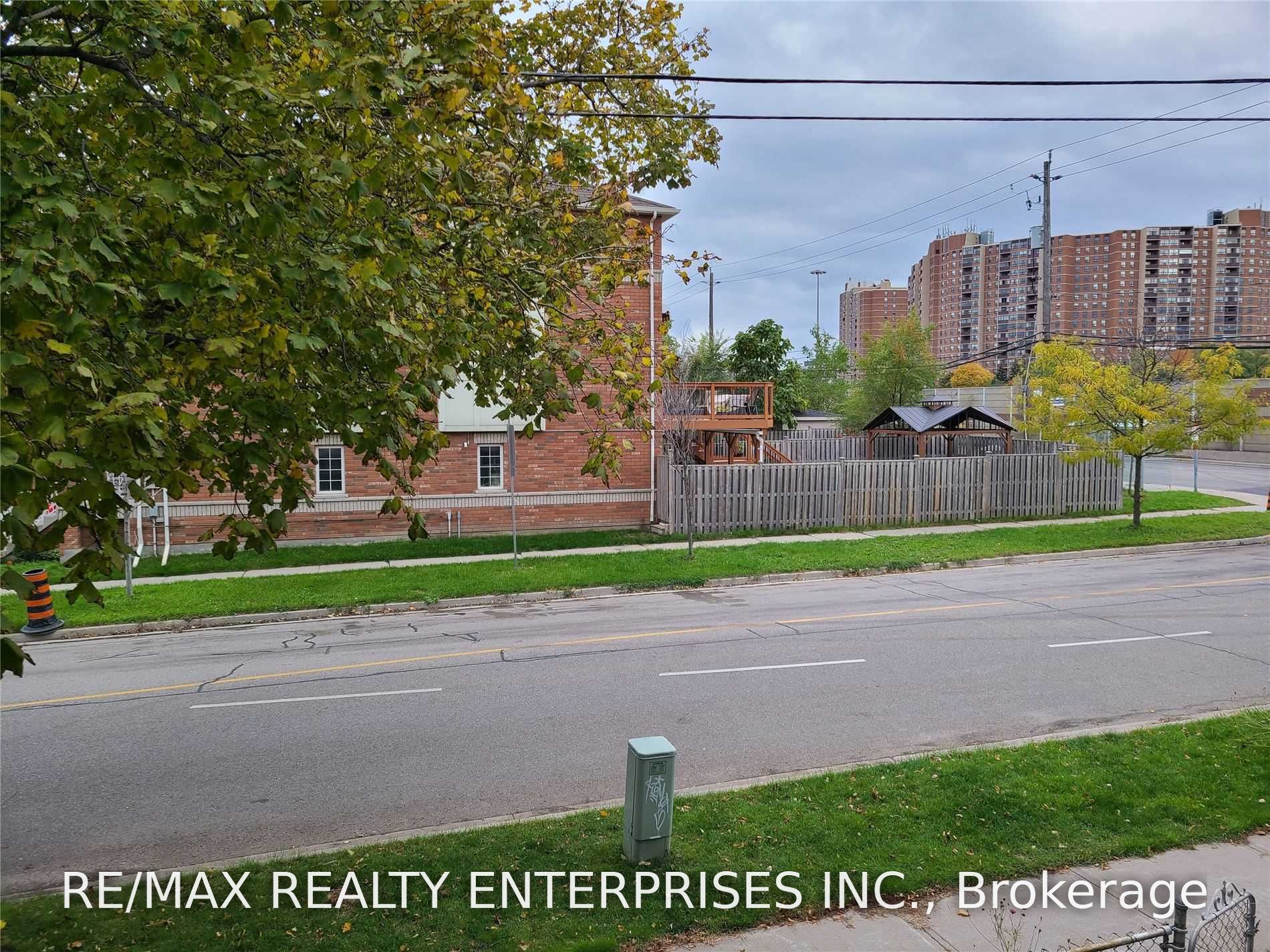 Unit 3 - 54 Rabbit Lane, Etobicoke 2