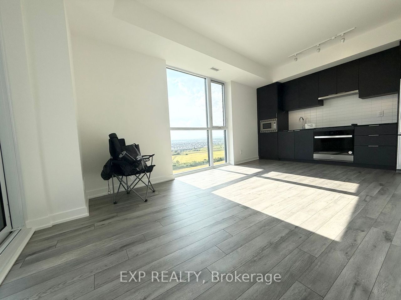 Unit 1602 - 3079 Trafalgar Road, Oakville 4