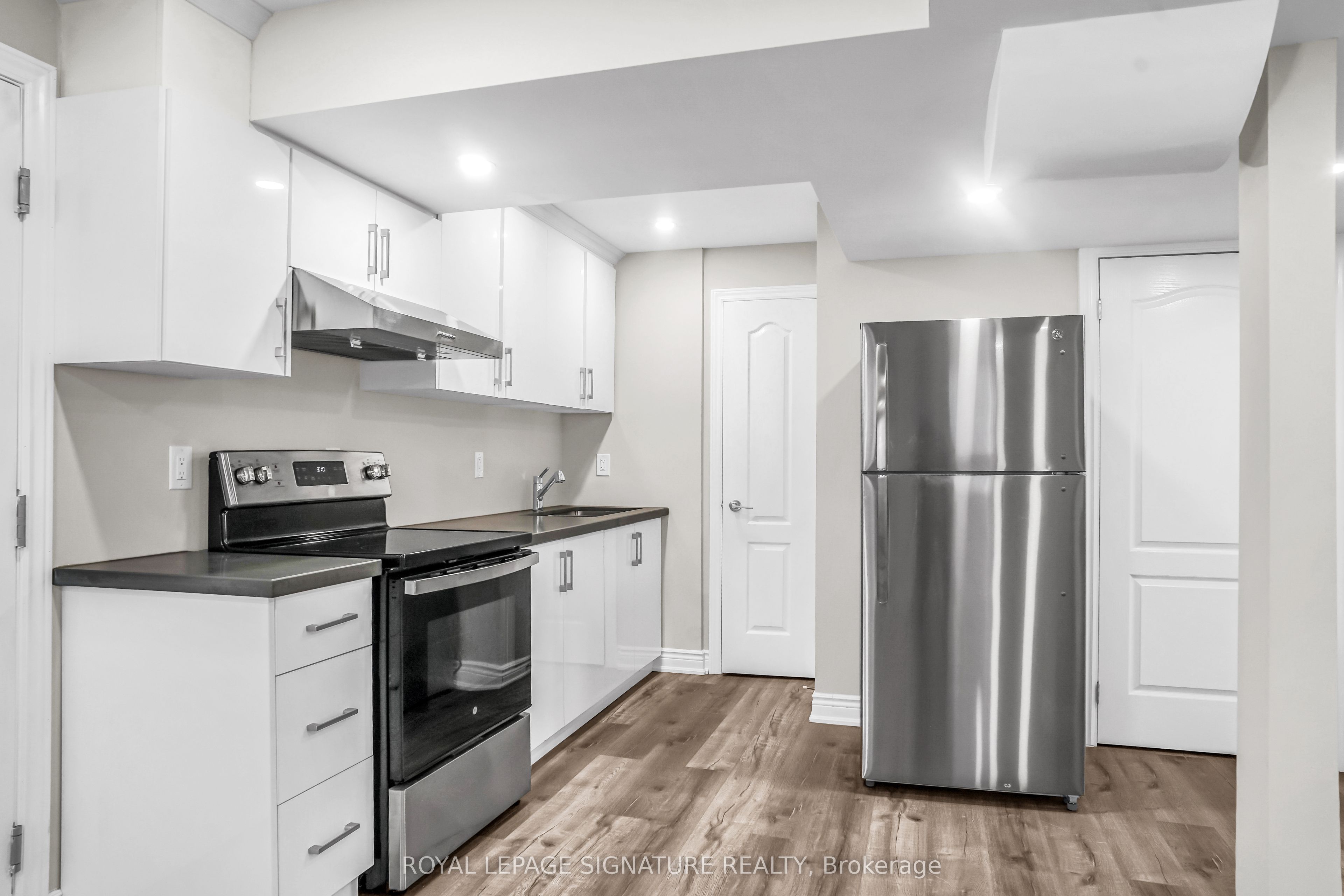 Unit BASEMENT UNIT2 - 1466 Kovachik Boulevard, Milton 4