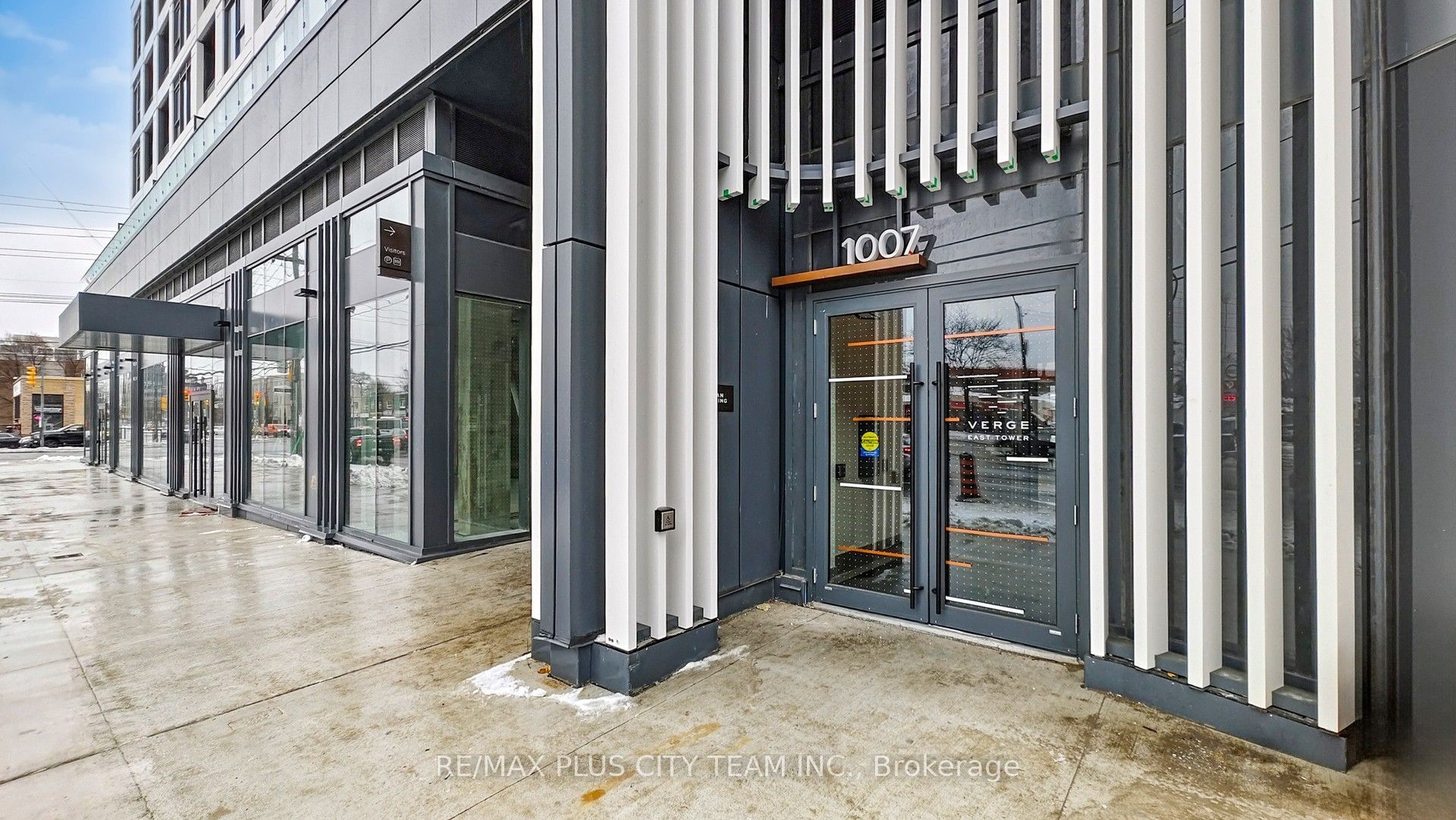 Unit 302 - 1007 The Queensway, Etobicoke 3