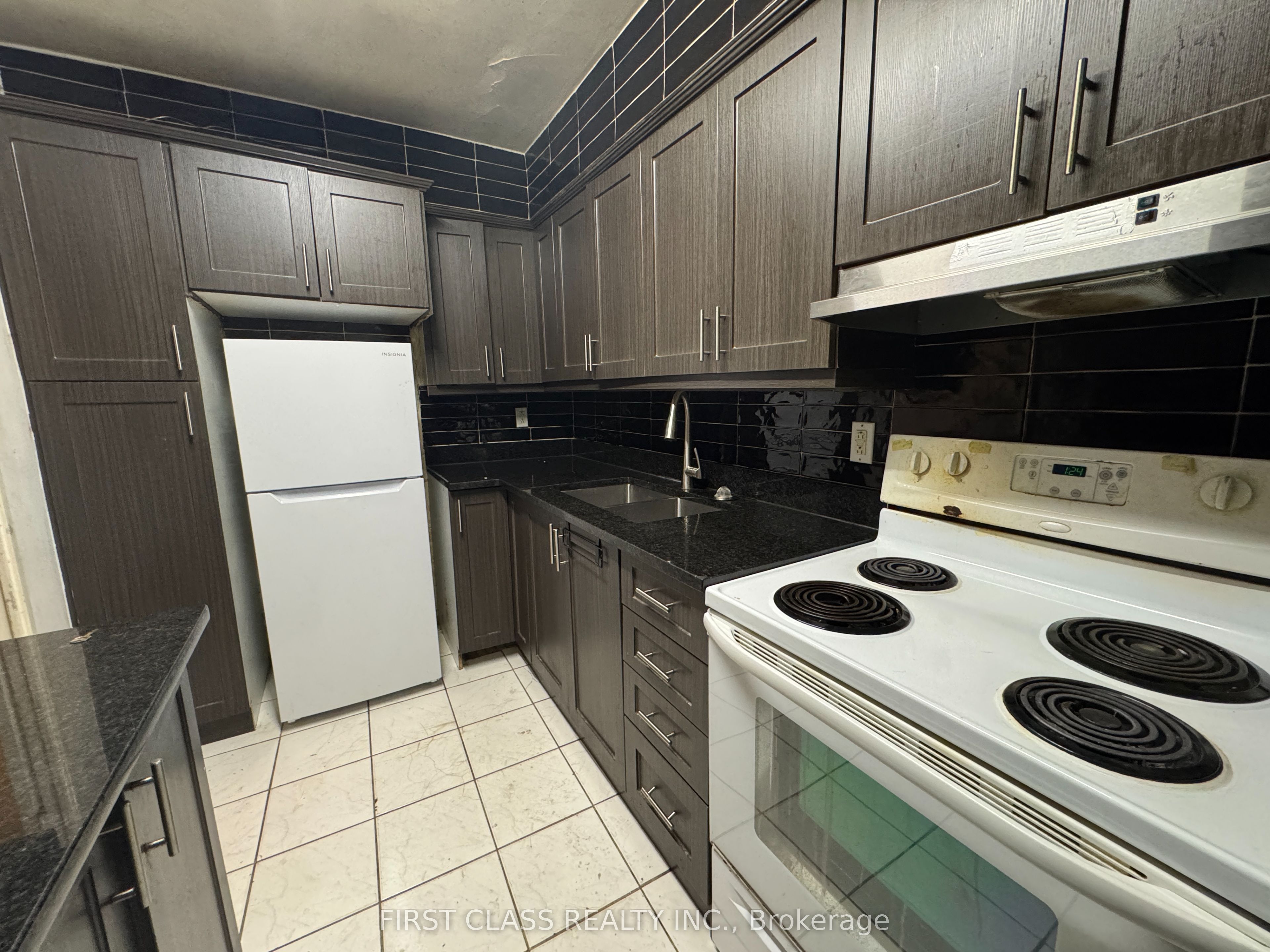 Unit 148 - 10 Eddystone Avenue, North York 2