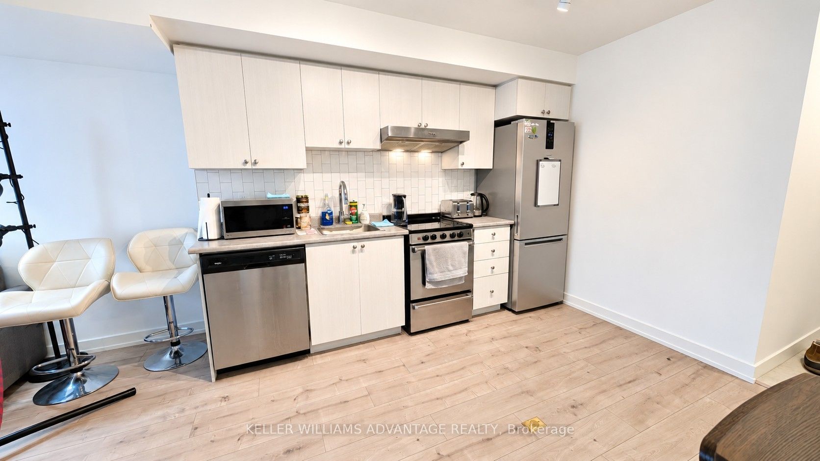 Unit 515 - 10 Wilby Crescent, Toronto 5