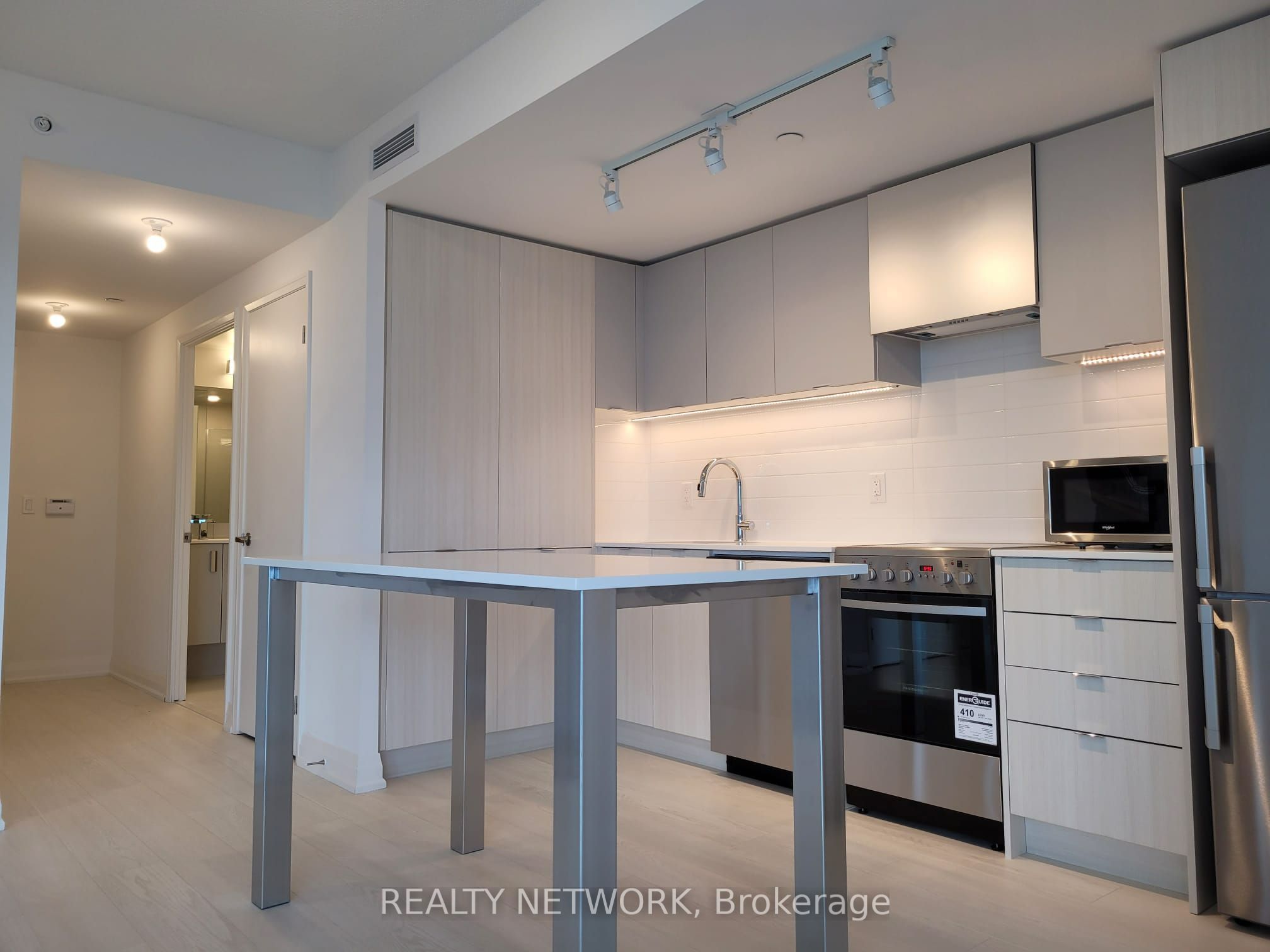 (Address not available), Etobicoke 2