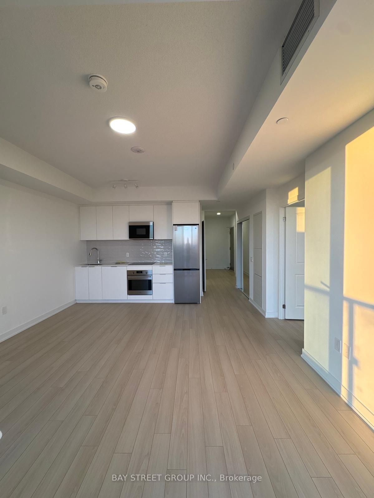 Unit 2105 - 15 Skyridge Drive, Brampton 2