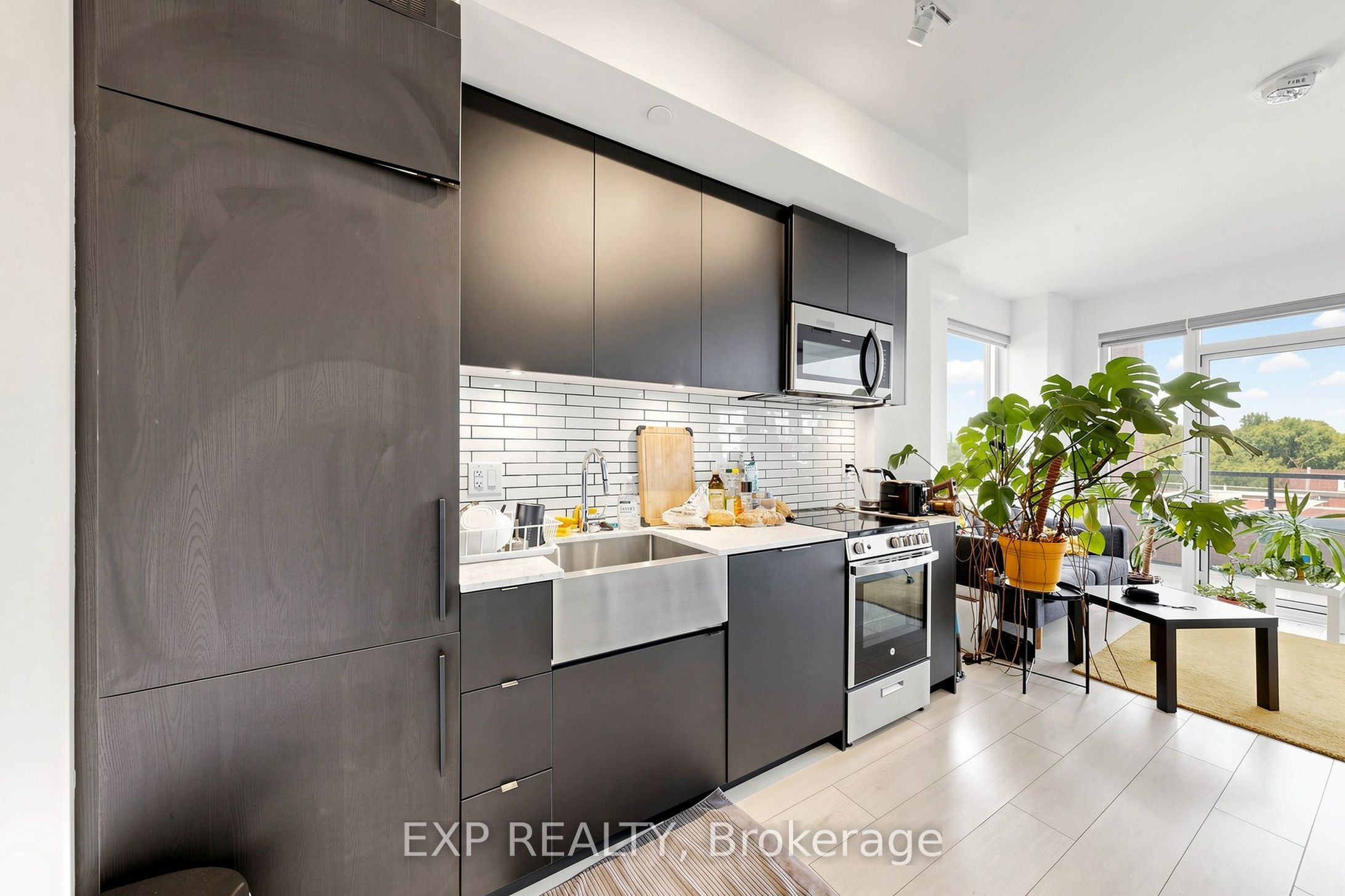 Unit 318 - 270 Dufferin Street, Toronto 4