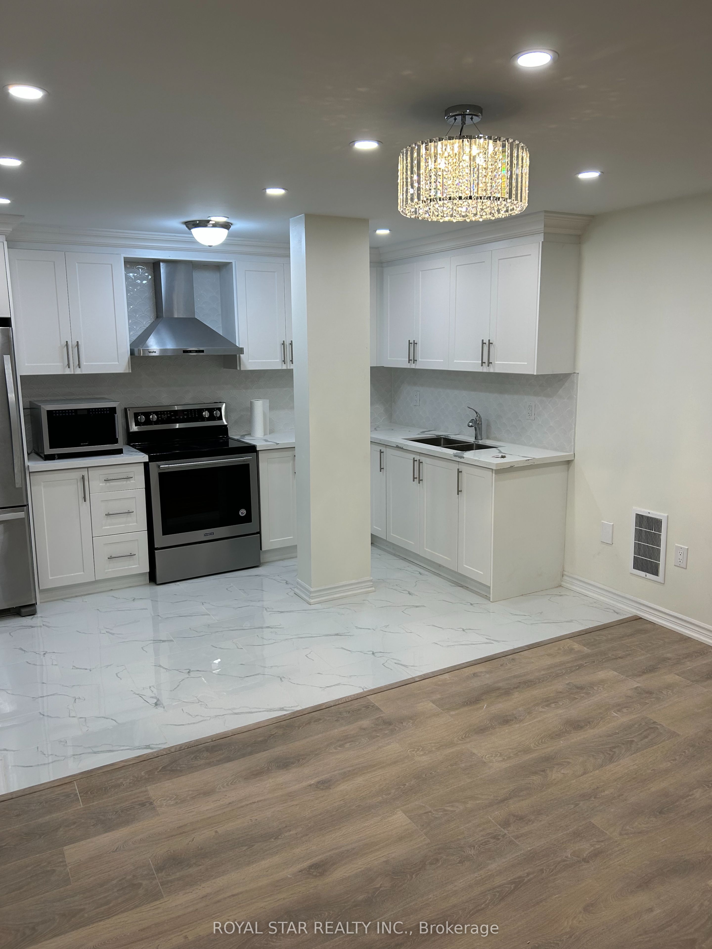 Unit Bsmt - 31 Hallaran Road, Oakville 5