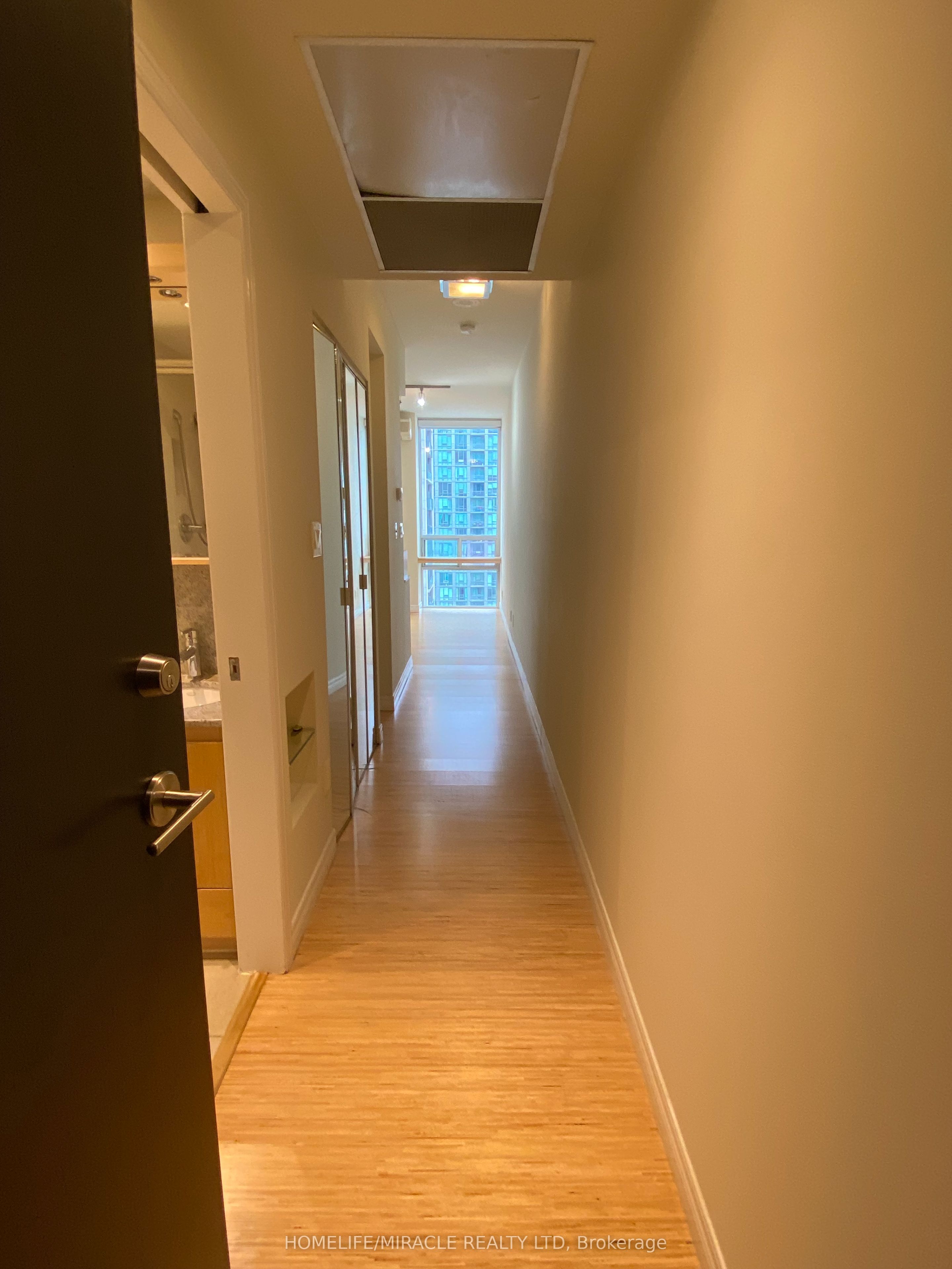 Unit 2606 - 3504 Hurontario Street, Mississauga 3