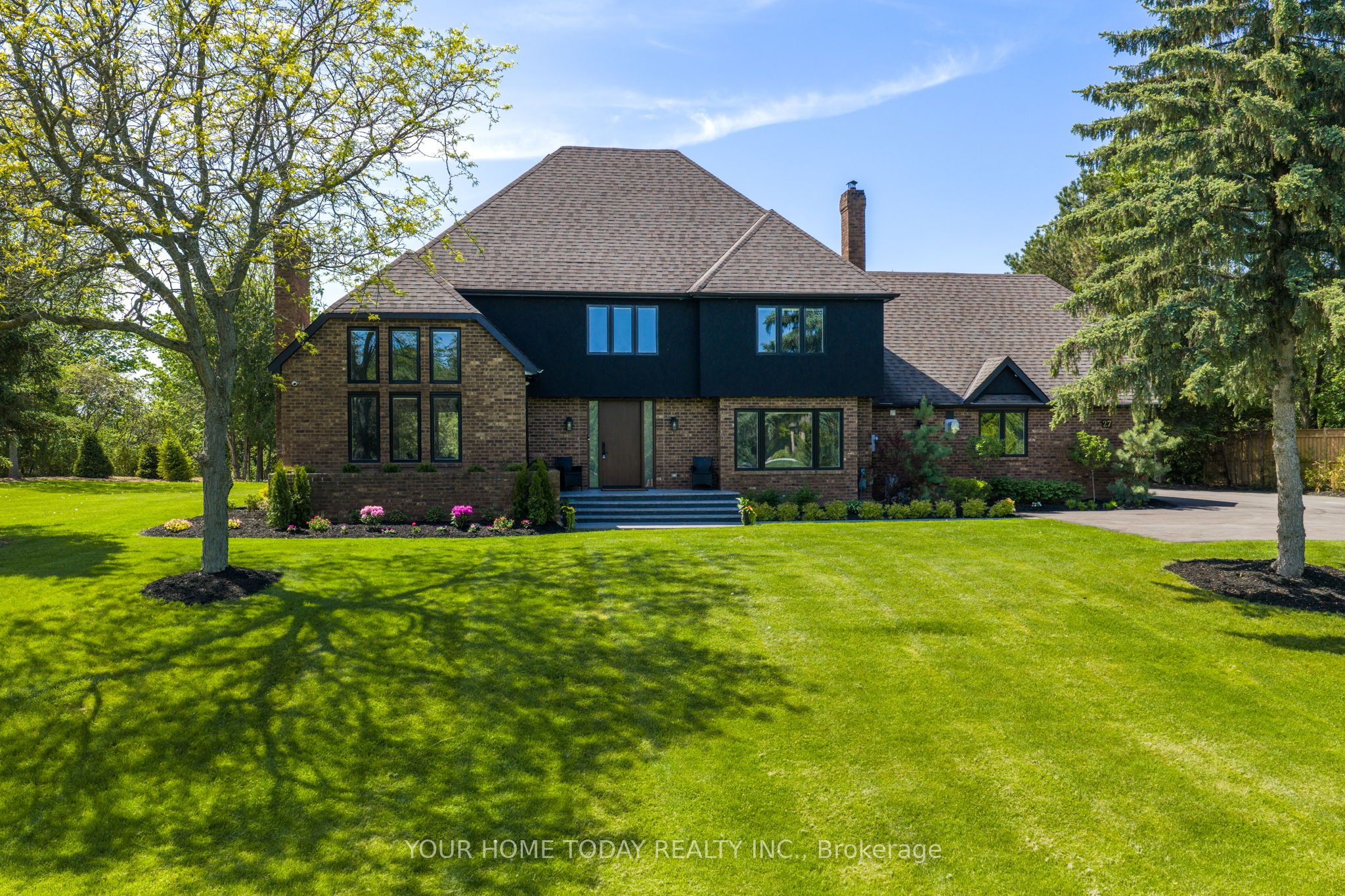 27 Chantelay Crescent, Halton Hills 2