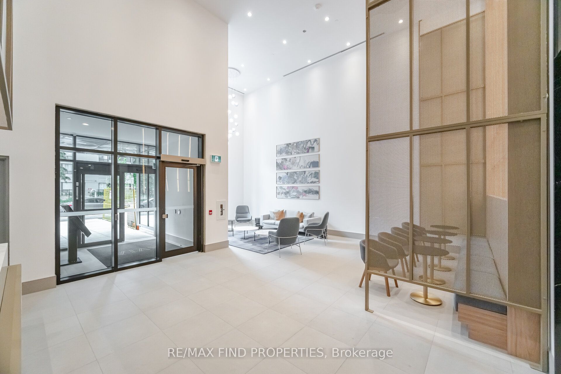 Unit 1405 - 430 SQUARE ONE Drive, Mississauga 4