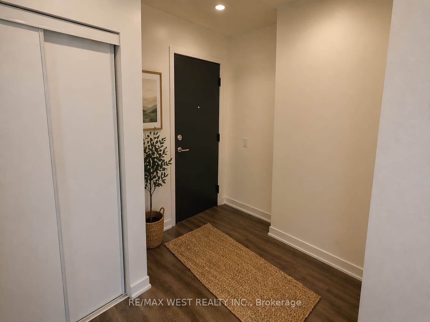 Unit 614 - 1808 St Clair Avenue W, Toronto 2
