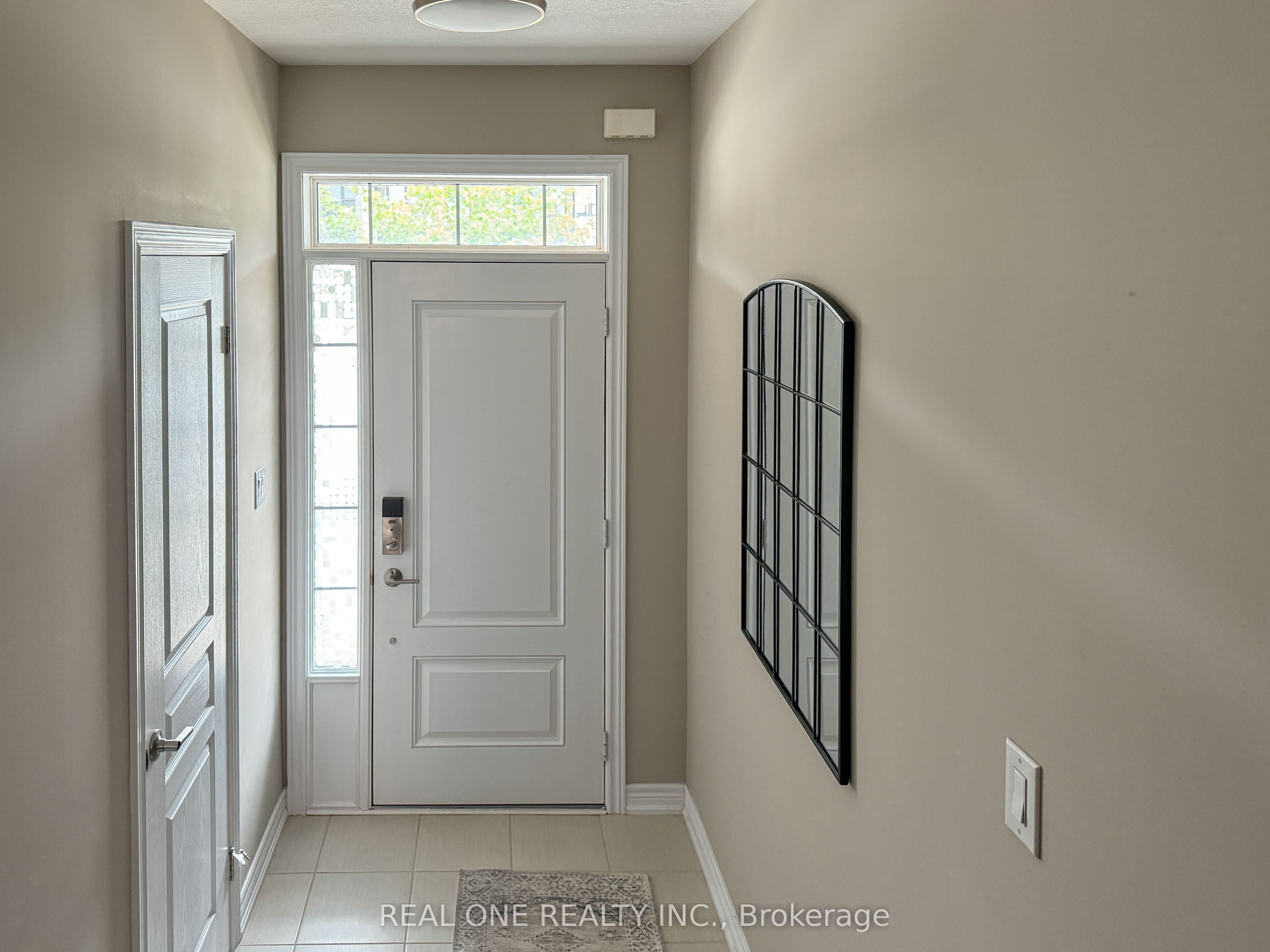371 Wheat Boom Drive, Oakville 4