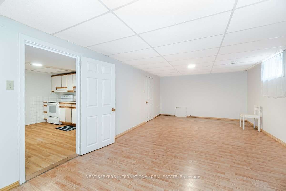 Unit Lower - 943 Ninth Street, Mississauga 4