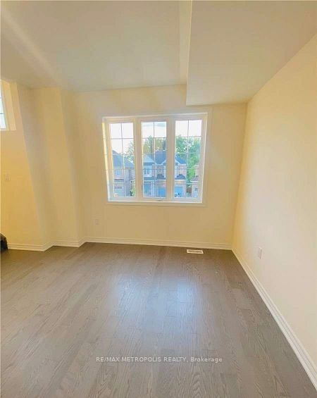 Unit Main - 31 Allegro Drive, Brampton 5