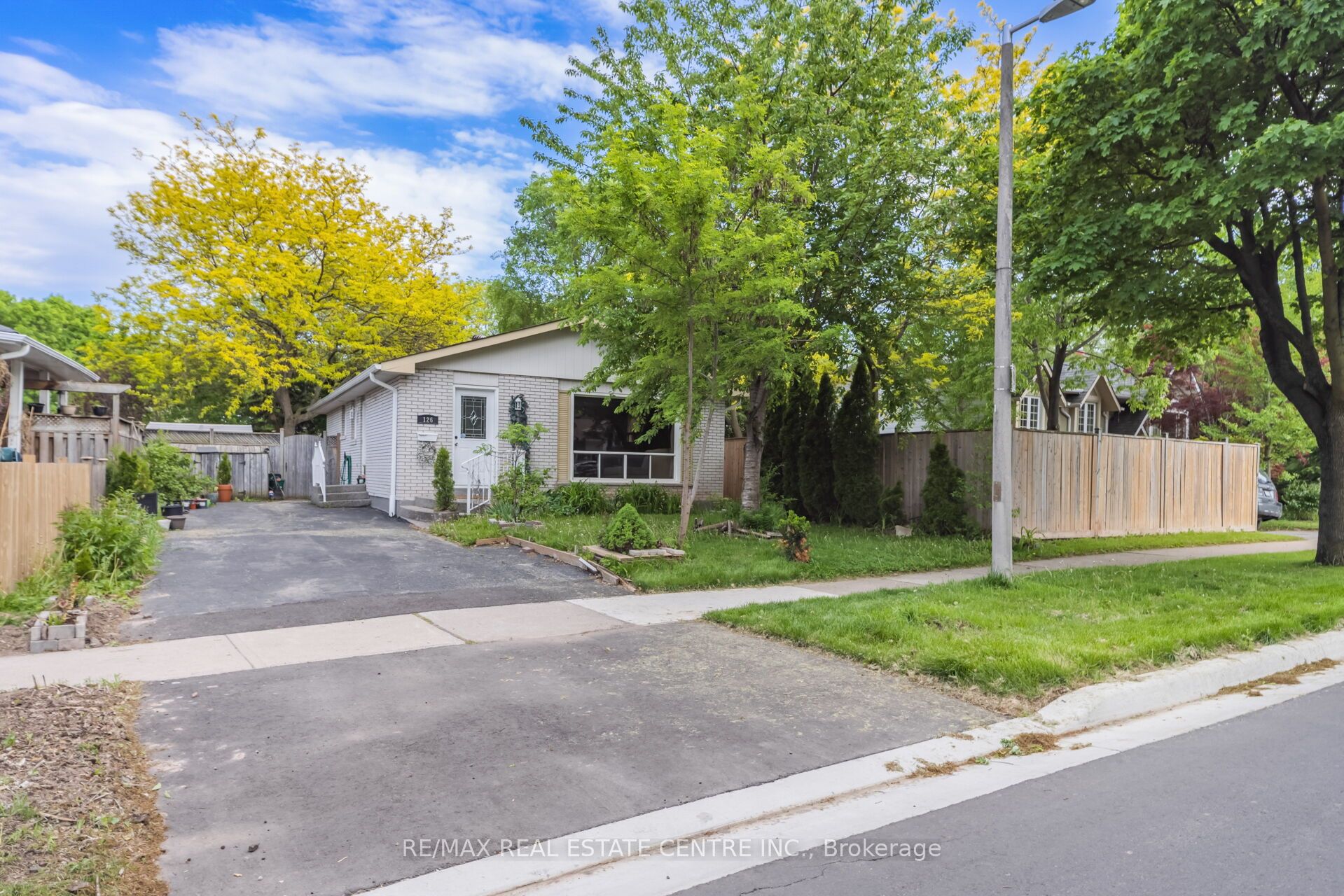 Unit Basement - 126 Culham Street, Oakville 2