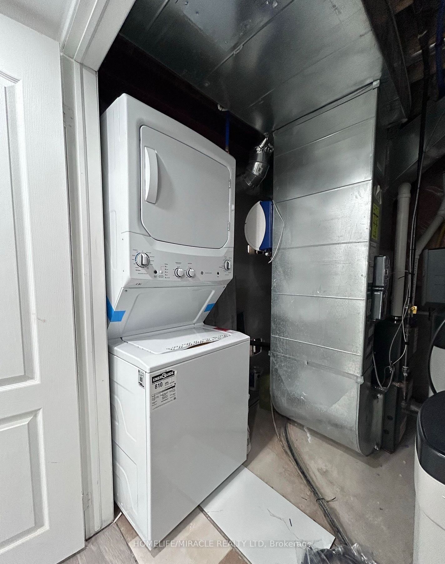 Unit Bsmt - 172 Fandango Drive, Brampton 2