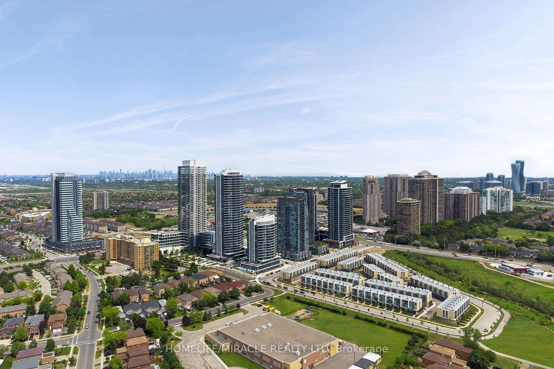 Unit 210 - 15 Watergarden Drive, Mississauga 2