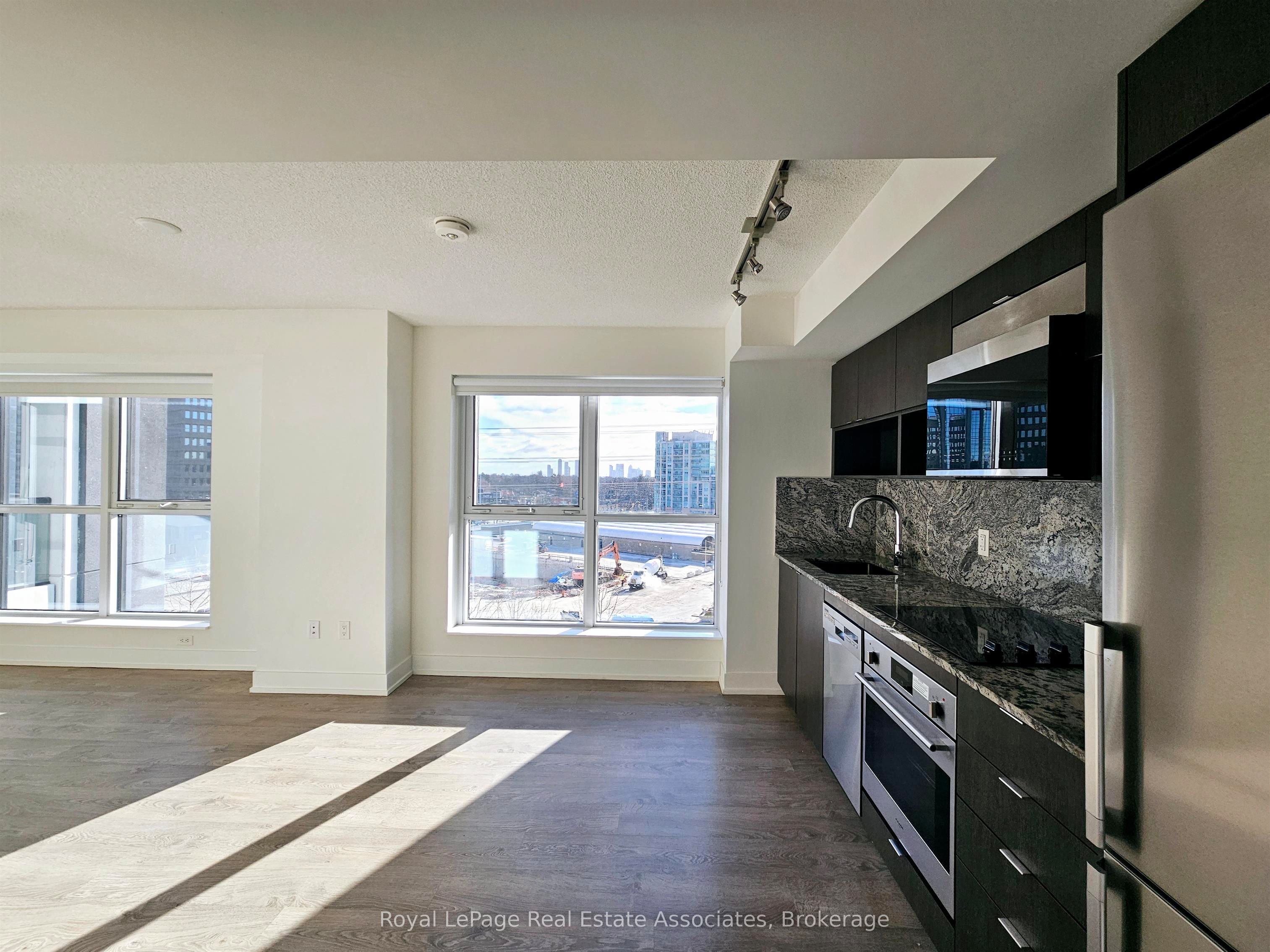 Unit 623 - 9 Mabelle Avenue, Etobicoke 2