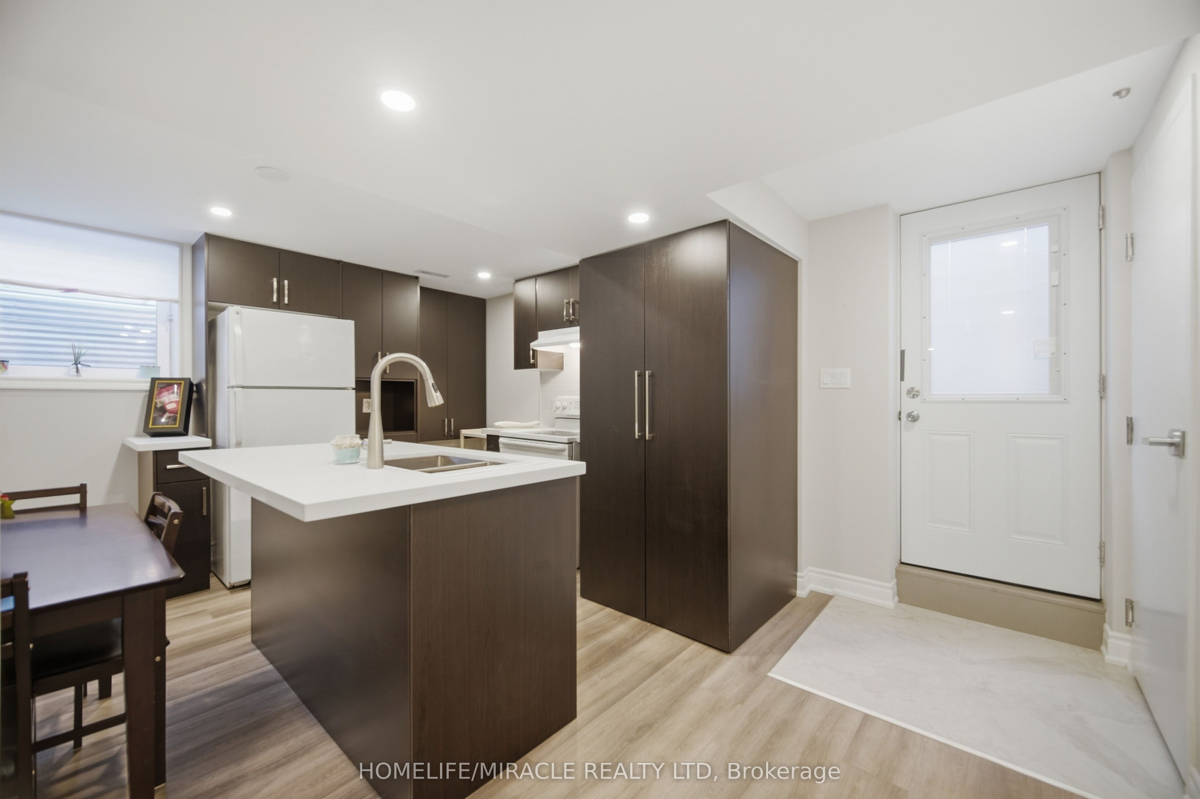 3008 Britannia Road W, Mississauga 4