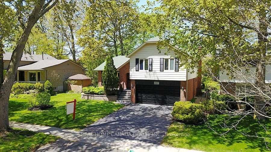 2197 Dunedin Road, Oakville 2