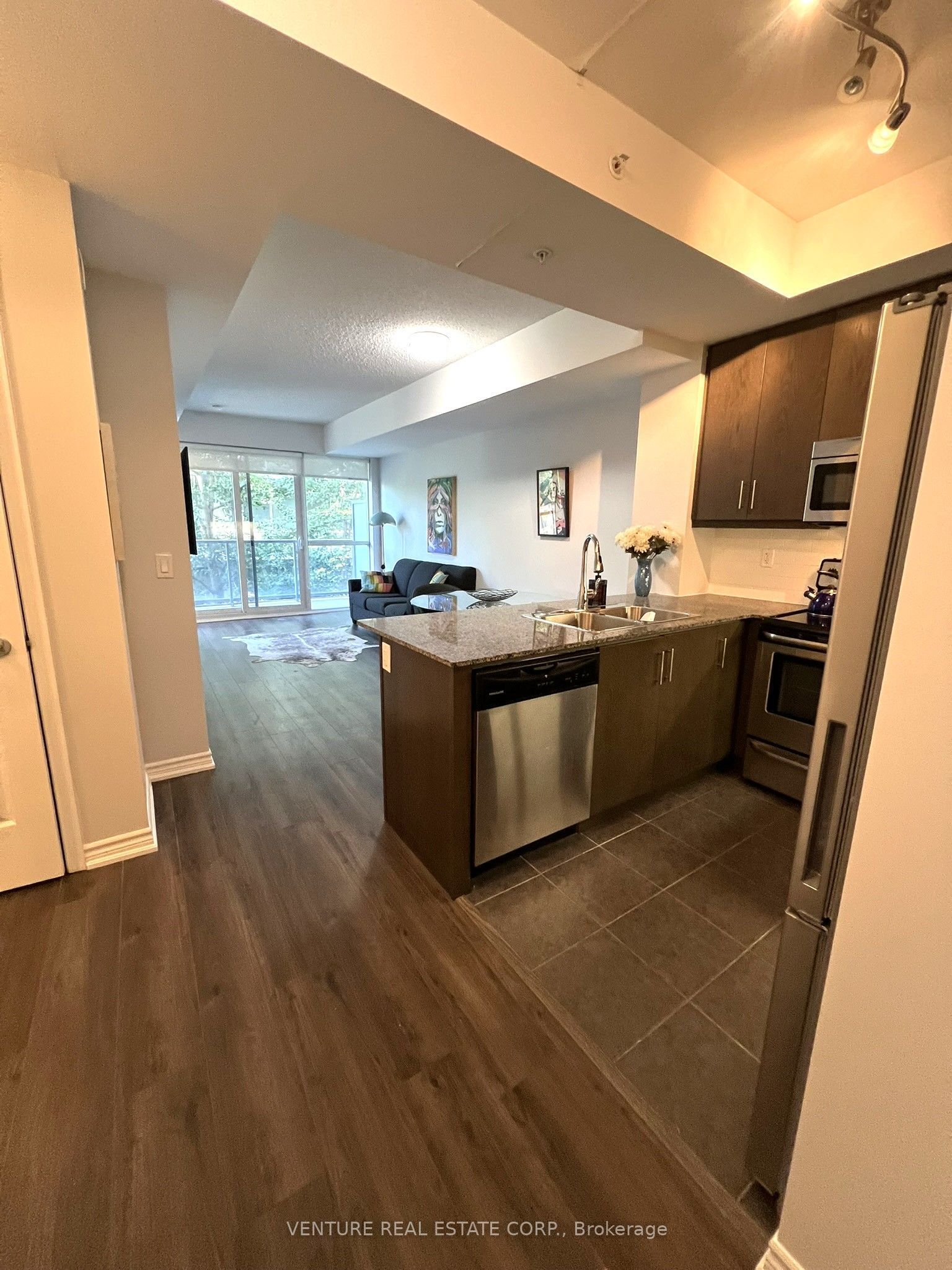 Unit 718 - 15 James Finlay Way, North York 4