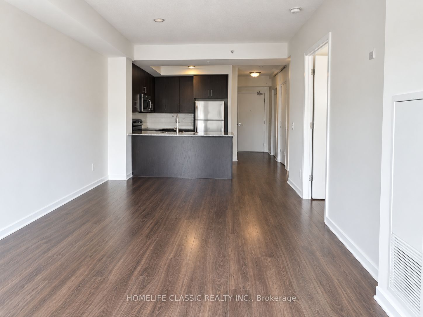 Unit 611 - 15 James Finlay Way, North York 4