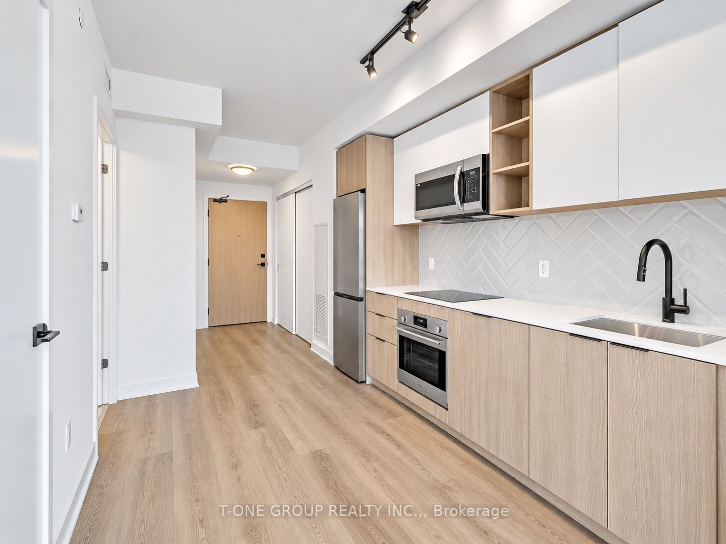 Unit 2511 - 36 Zorra Street, Etobicoke 3