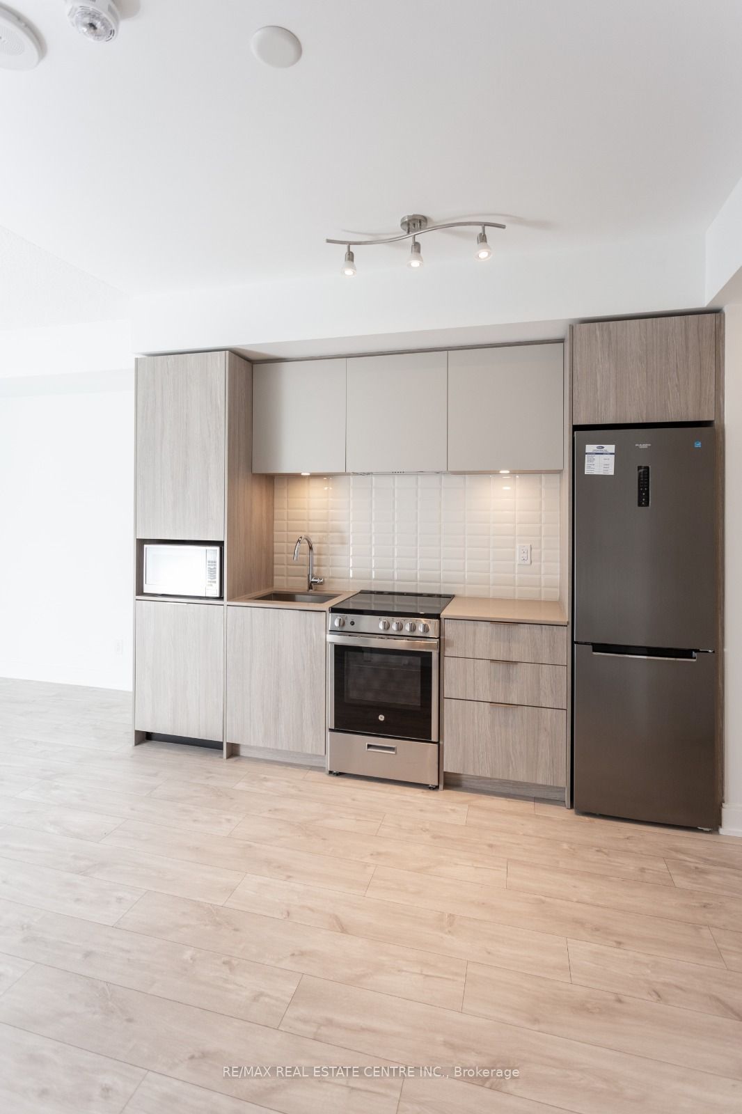 Unit 701 - 70 Annie Craig Drive, Etobicoke 5