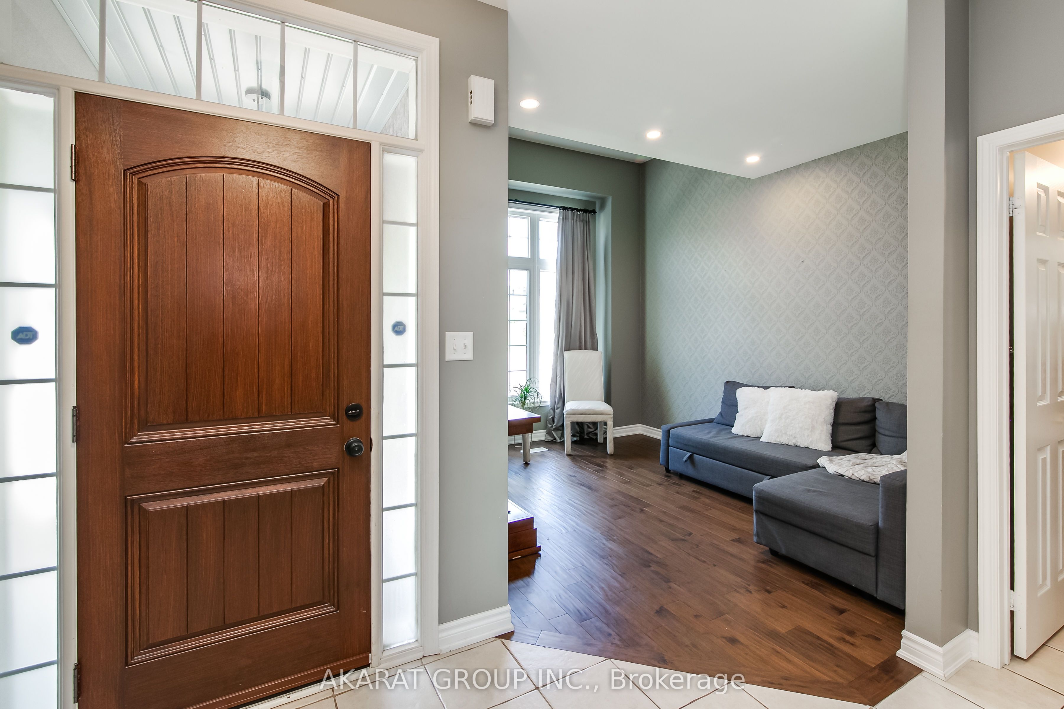 3320 Cline Street, Burlington 5