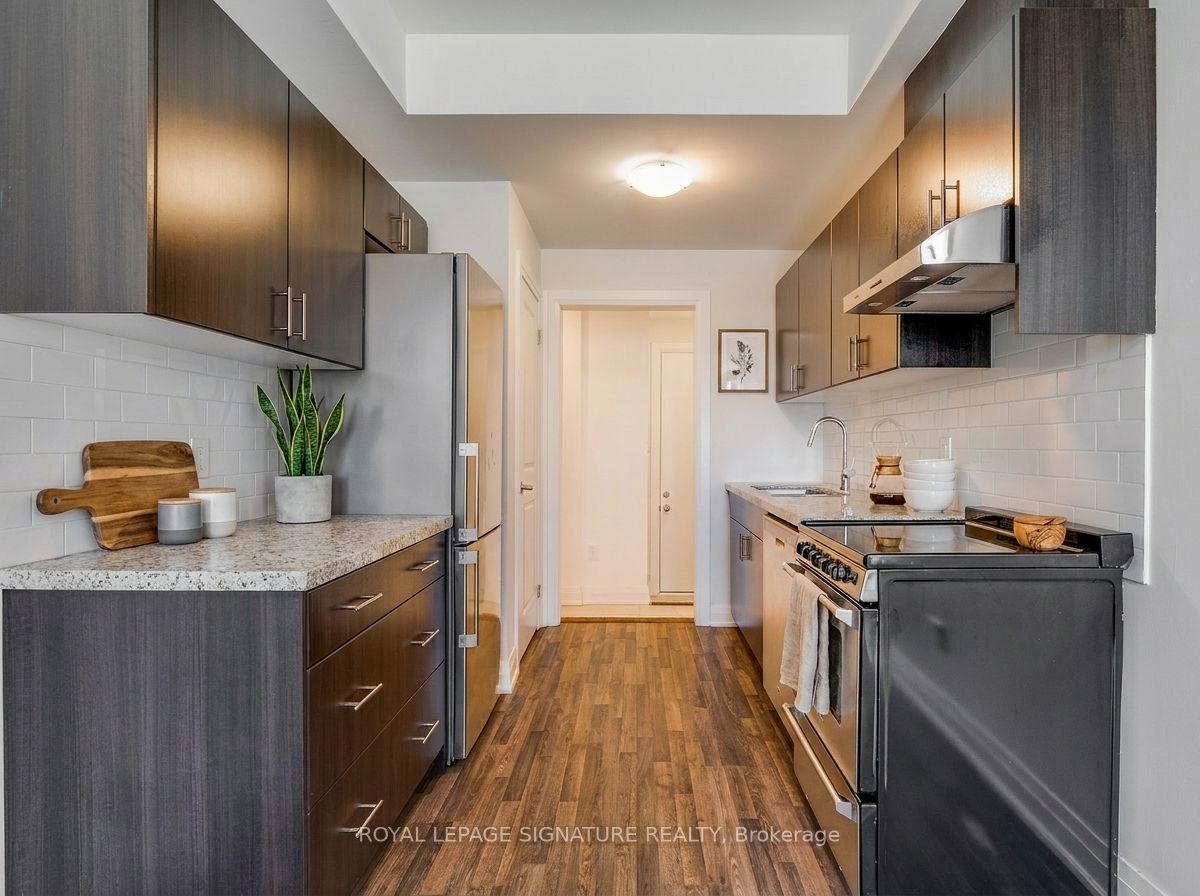 Unit Main/Lower - 59 Creekbank Road, North York 2