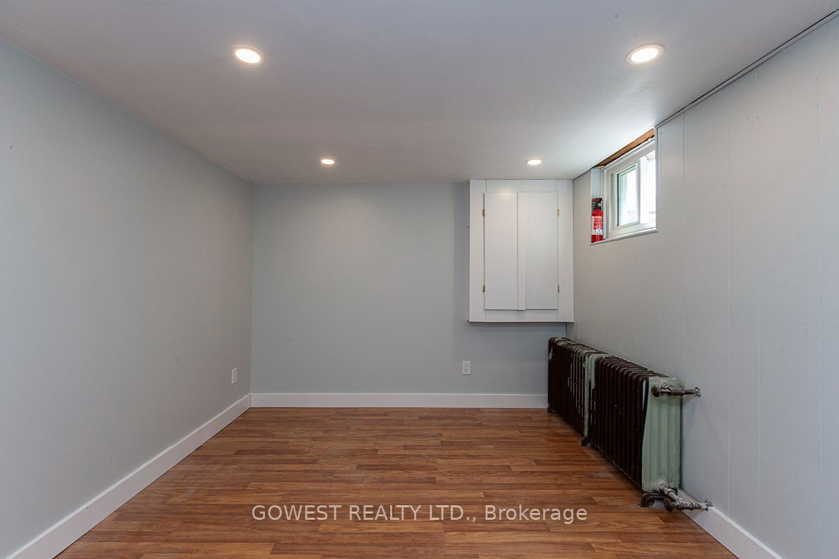 Unit 2 - 480 Jane Street, Toronto 5