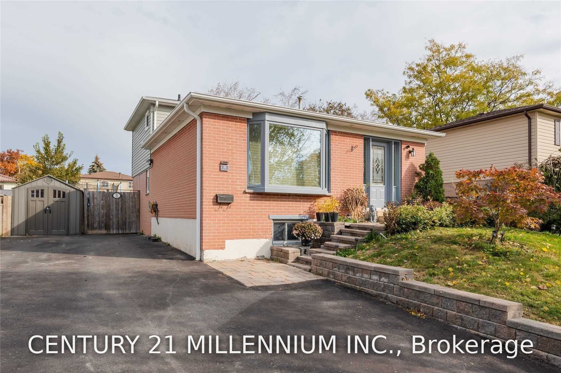 8 Sutherland Avenue, Brampton 3