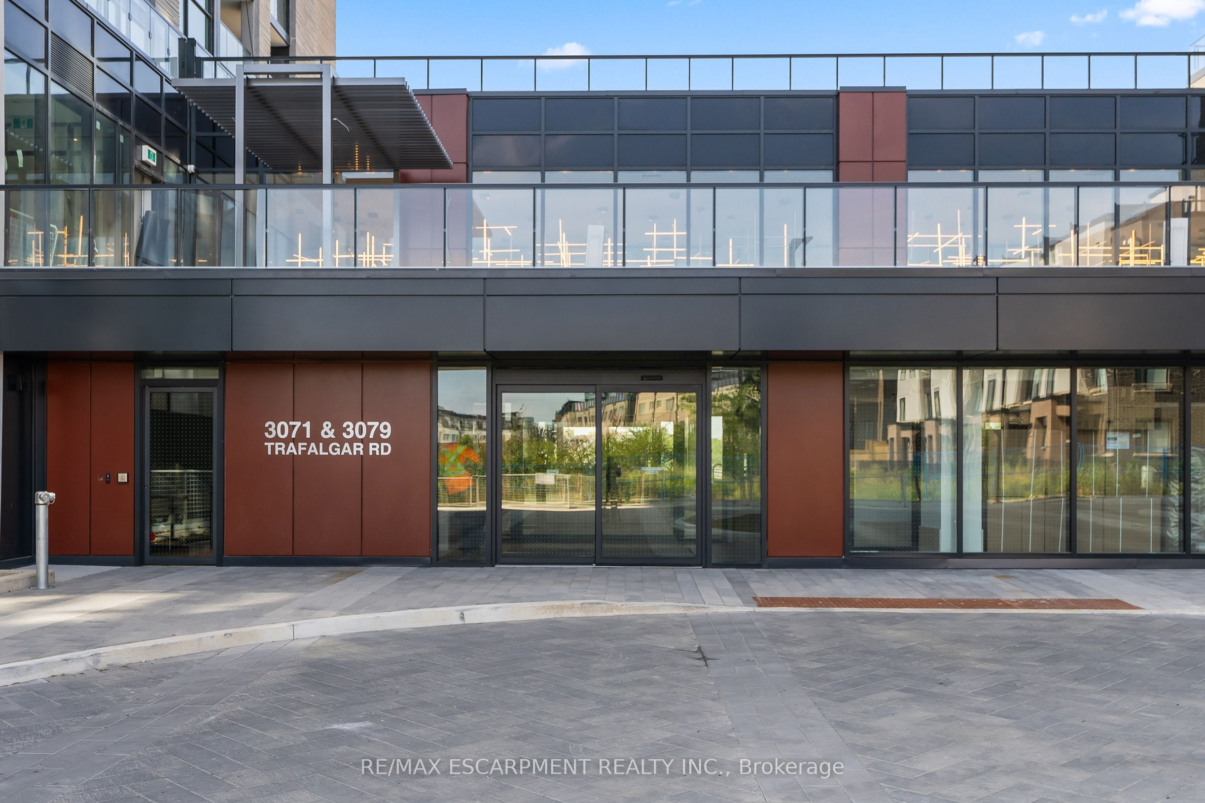 Unit 1808 - 3079 Trafalgar Road, Oakville 3