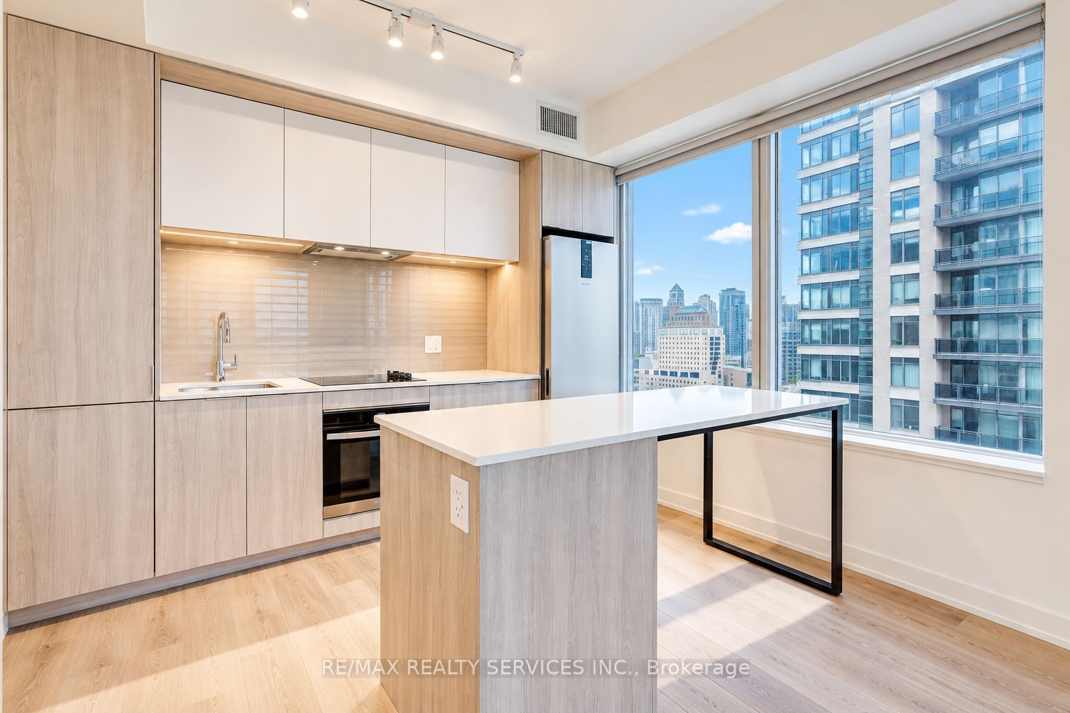 Unit 2408 - 395 Square One Drive, Mississauga 2