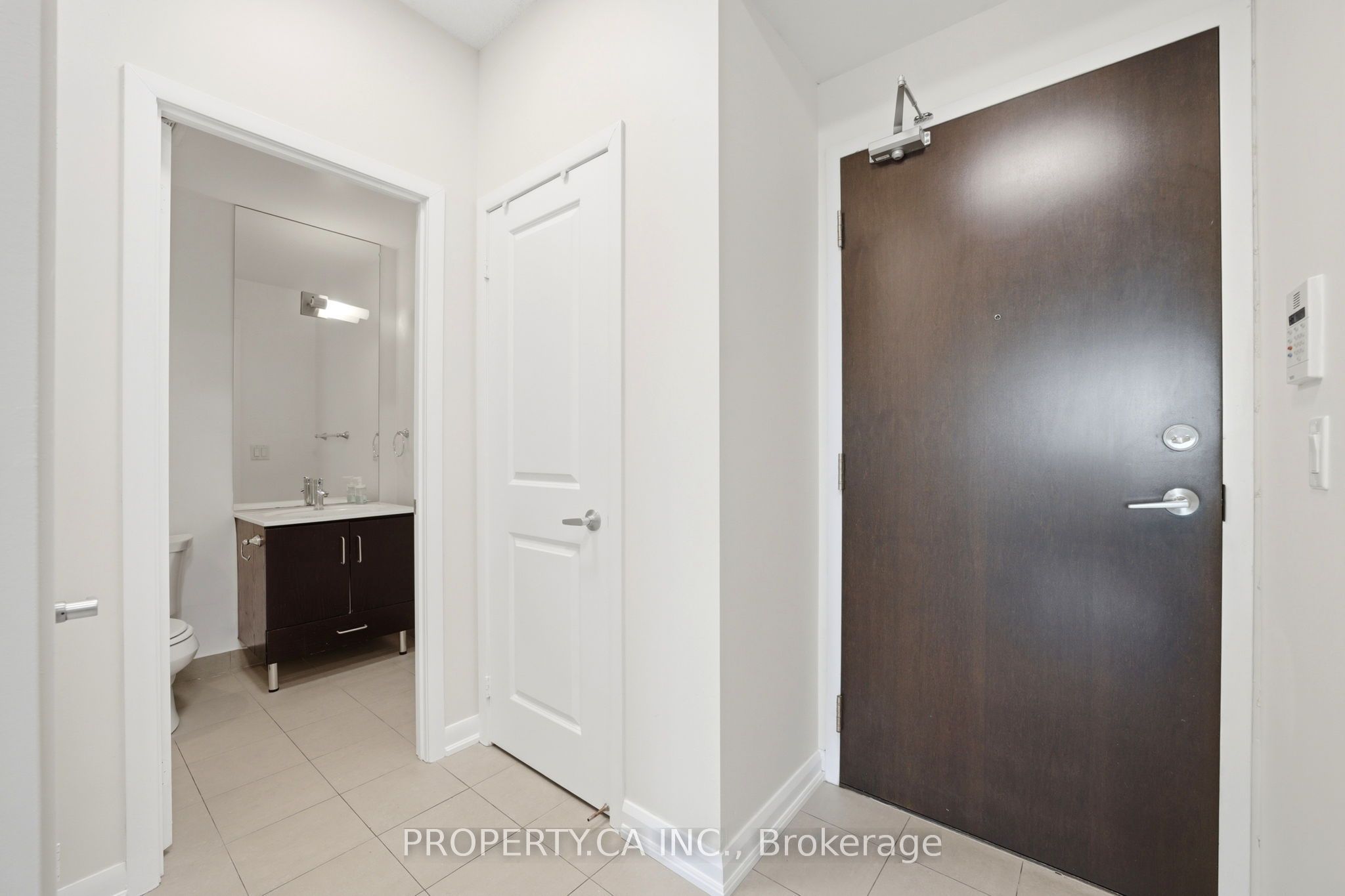 Unit 403 - 215 Sherway Gardens Road, Etobicoke 5