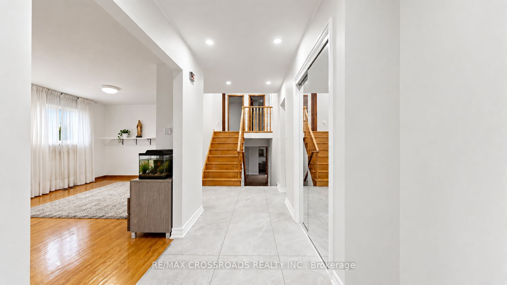 Unit 5 - 106 Stilecroft Drive, North York 3