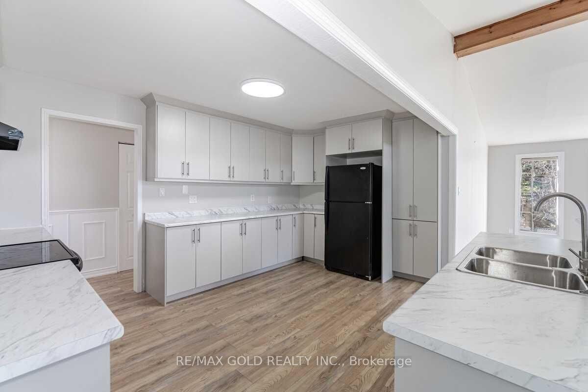 9383 Eighth Line, Halton Hills 3