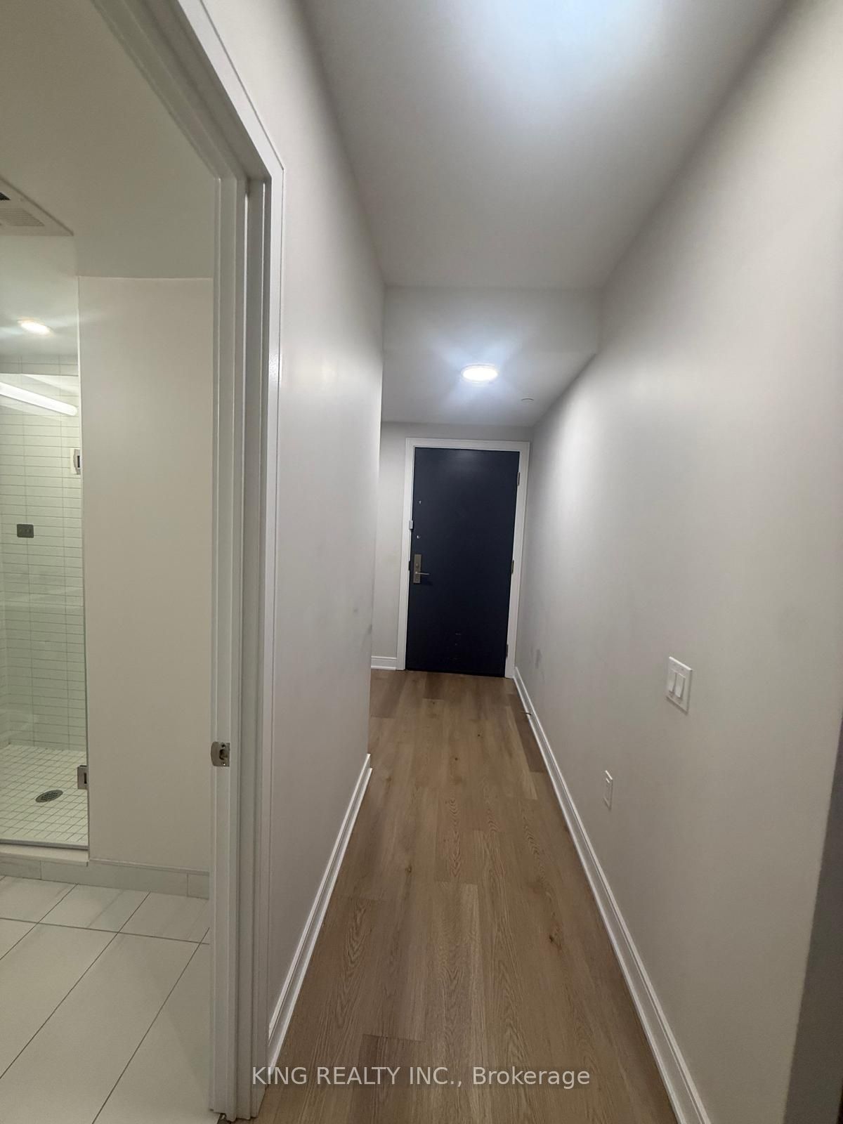 Unit 411 - 86 Dundas Street E, Mississauga 2