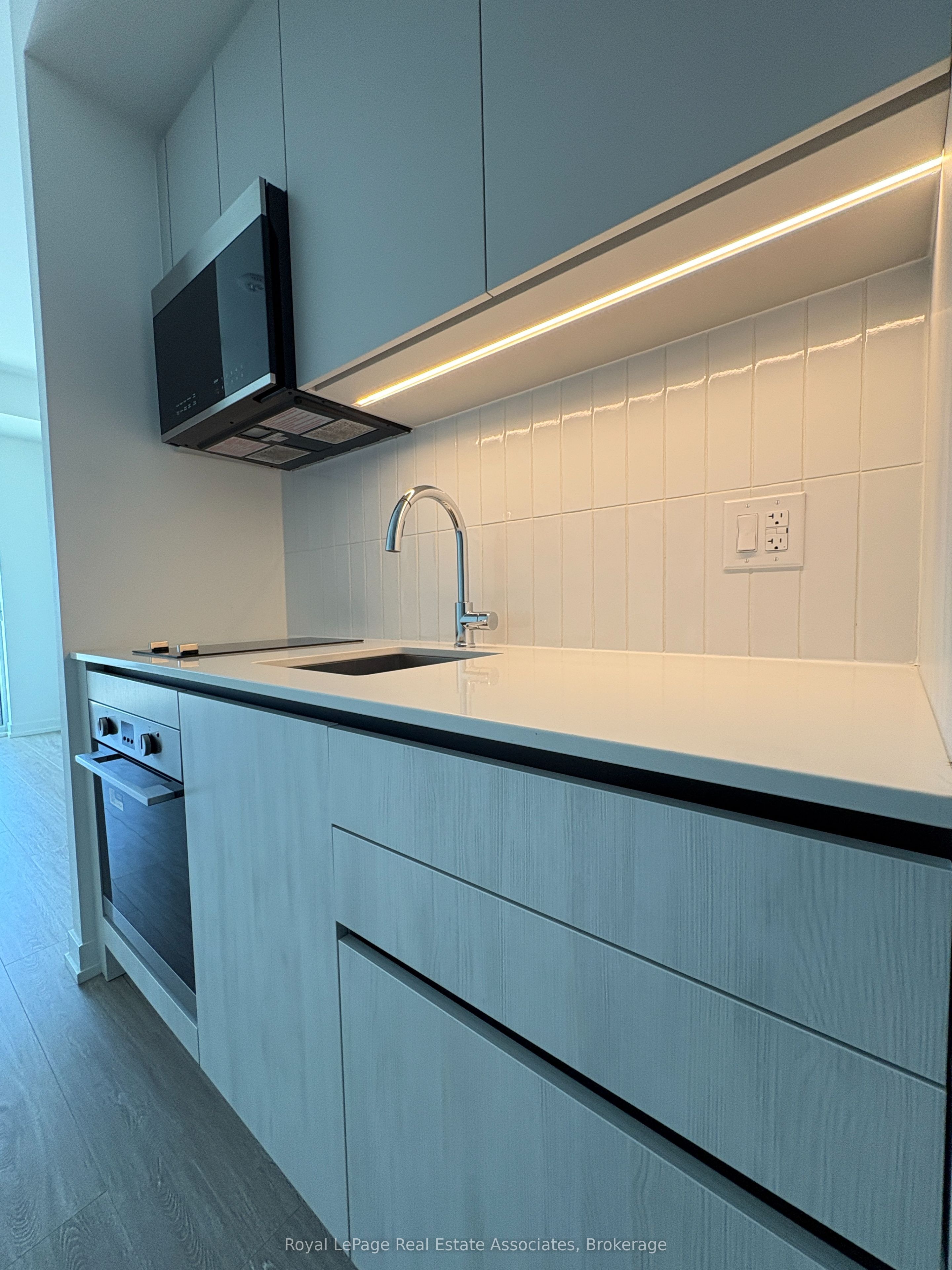 Unit 1002 - 2485 Eglinton Avenue W, Mississauga 5