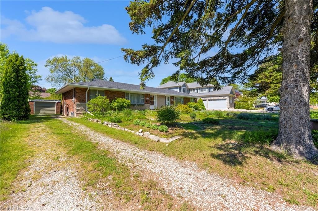 234 Pine Cove Road, Burlington 2
