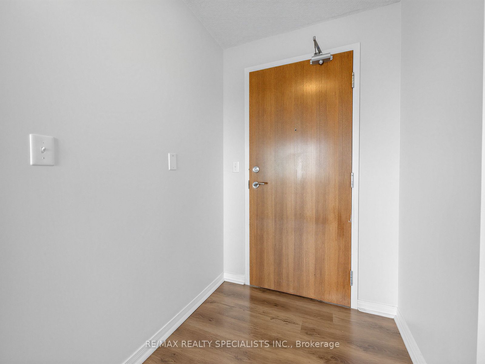 Unit 1501 - 215 Queen Street E, Brampton 4