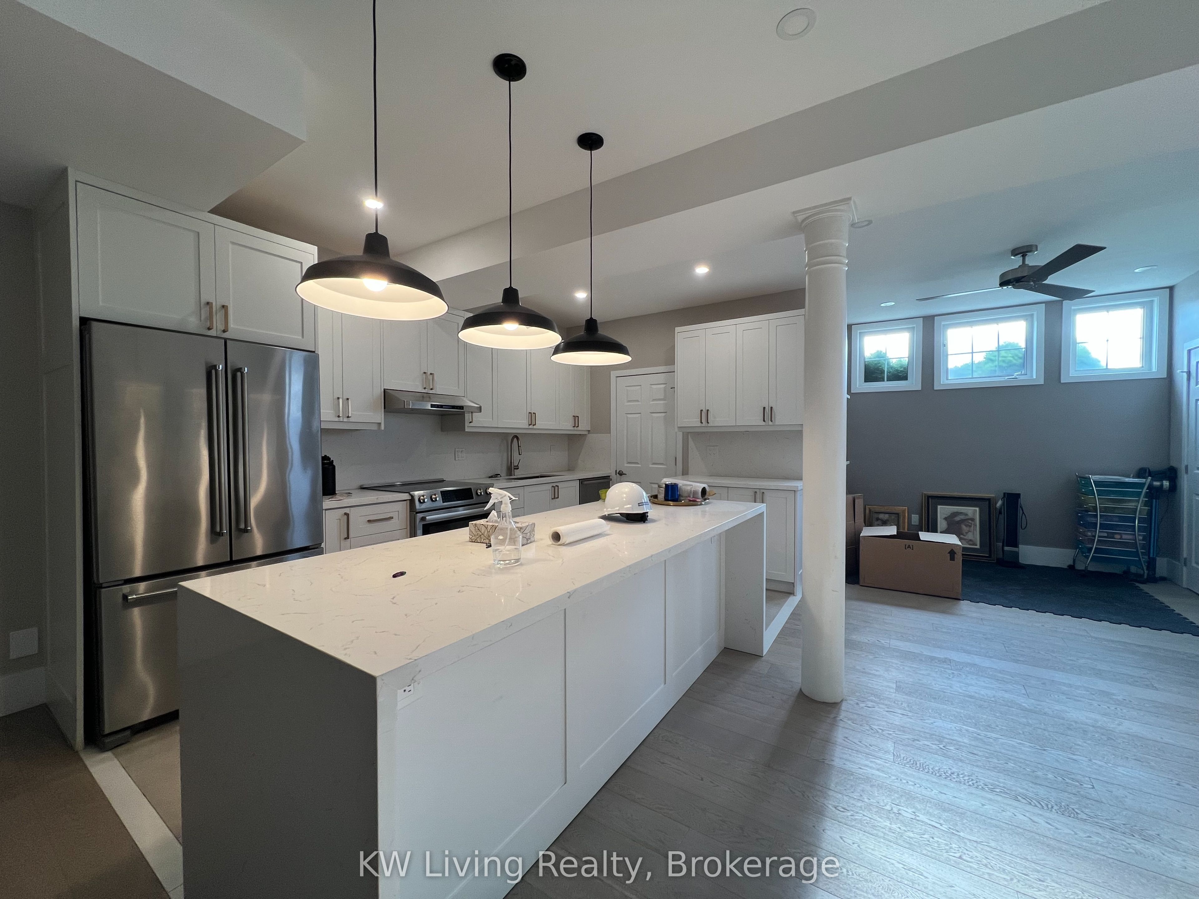 2421 Eighth Line, Oakville 4