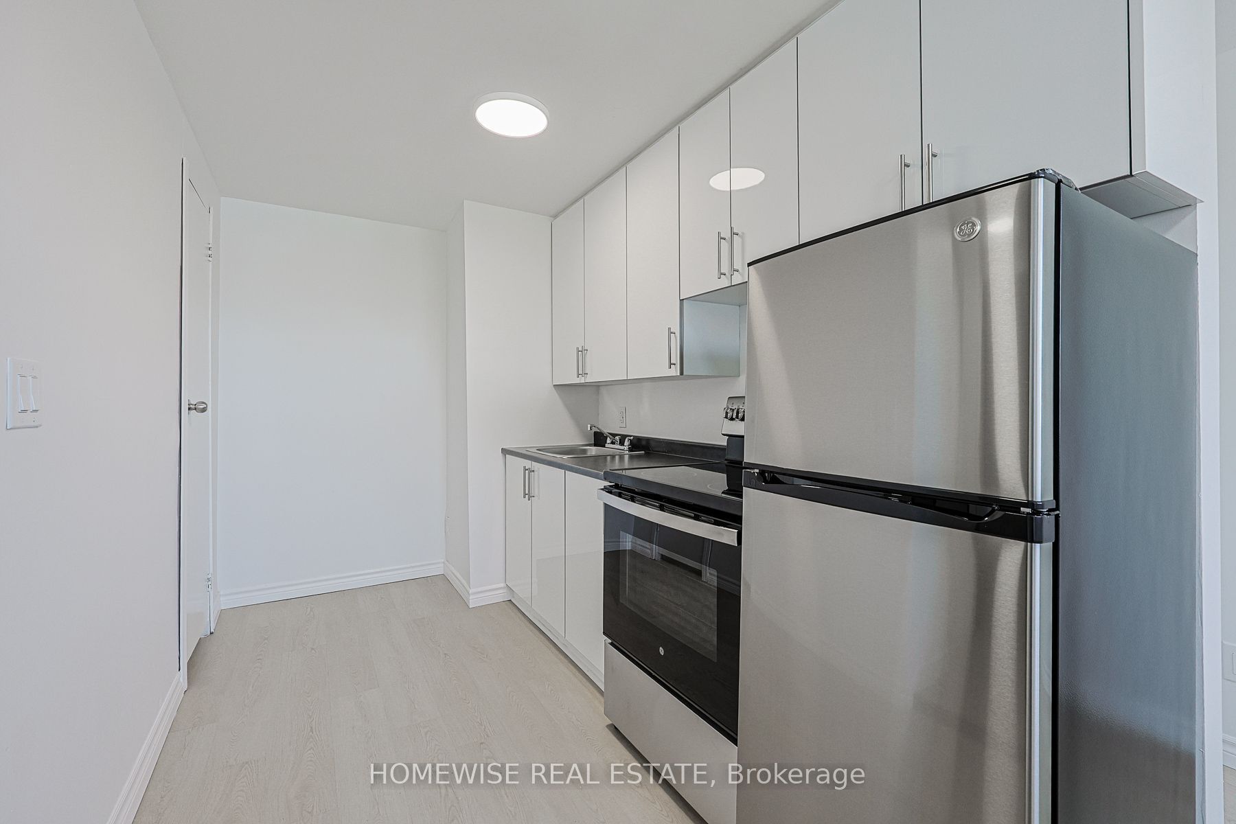 Unit 107 - 2204 Dufferin Street, Toronto 3