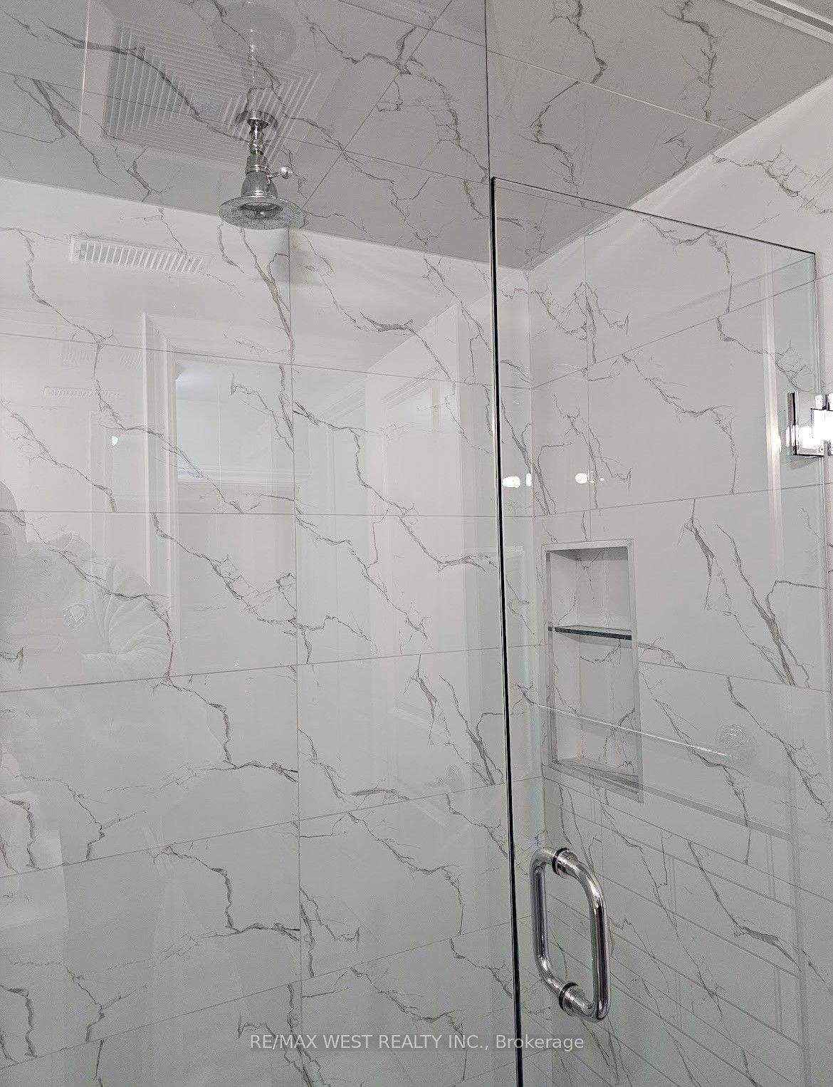 Unit Lower - 77 Murrie Street, Etobicoke 5